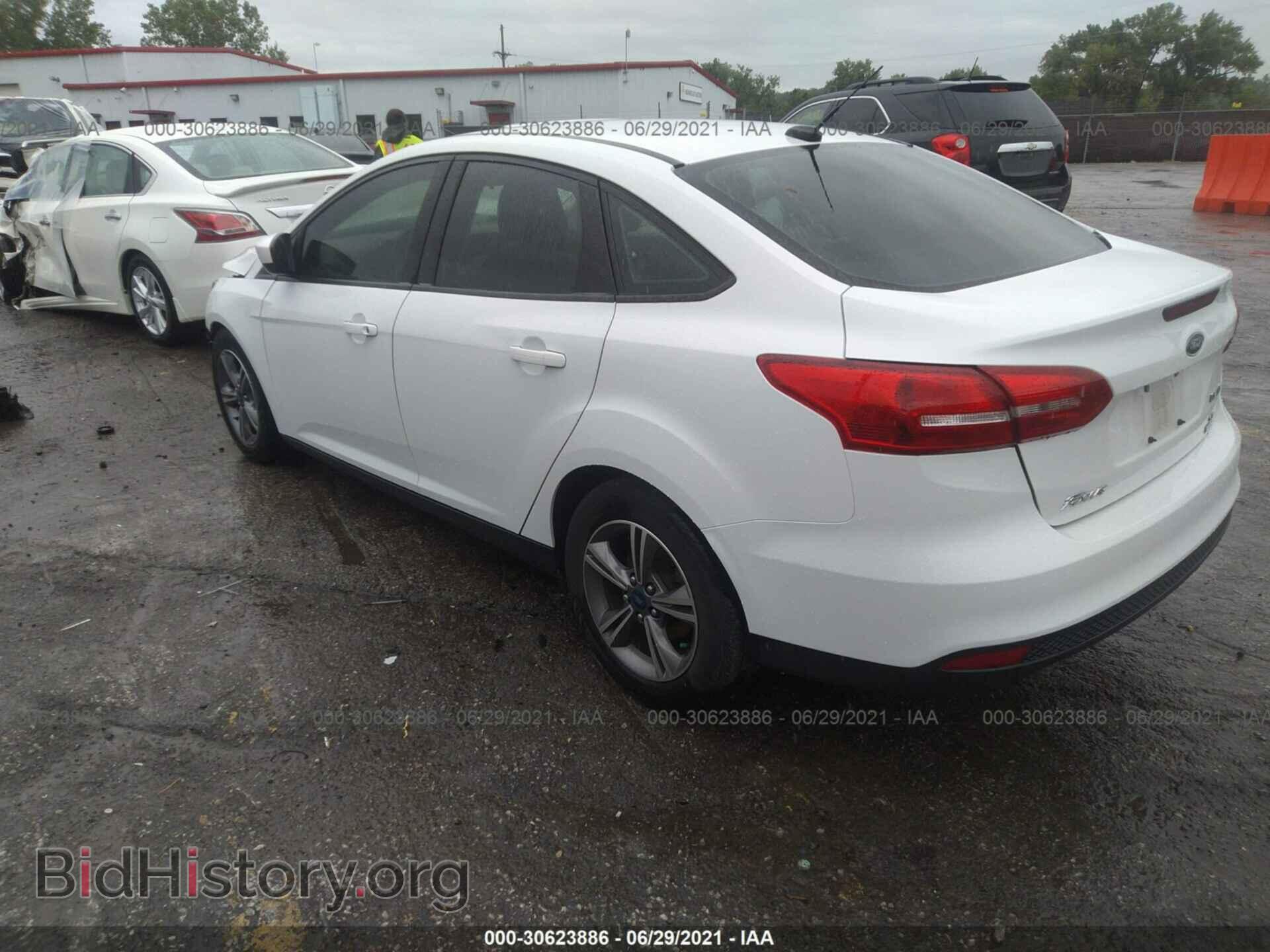 2018 FORD FOCUS - VIN: 1FADP3FE2JL203513 - Фото 3