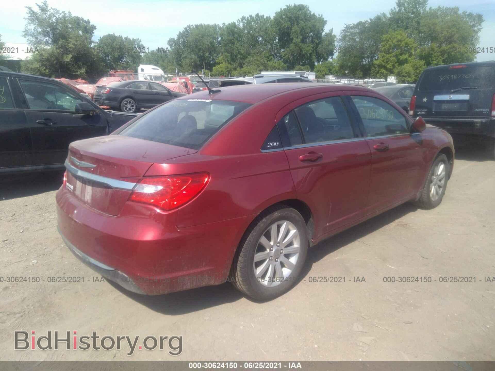 2013 CHRYSLER 200 - VIN: 1C3CCBBB8DN547111 - Фото 4