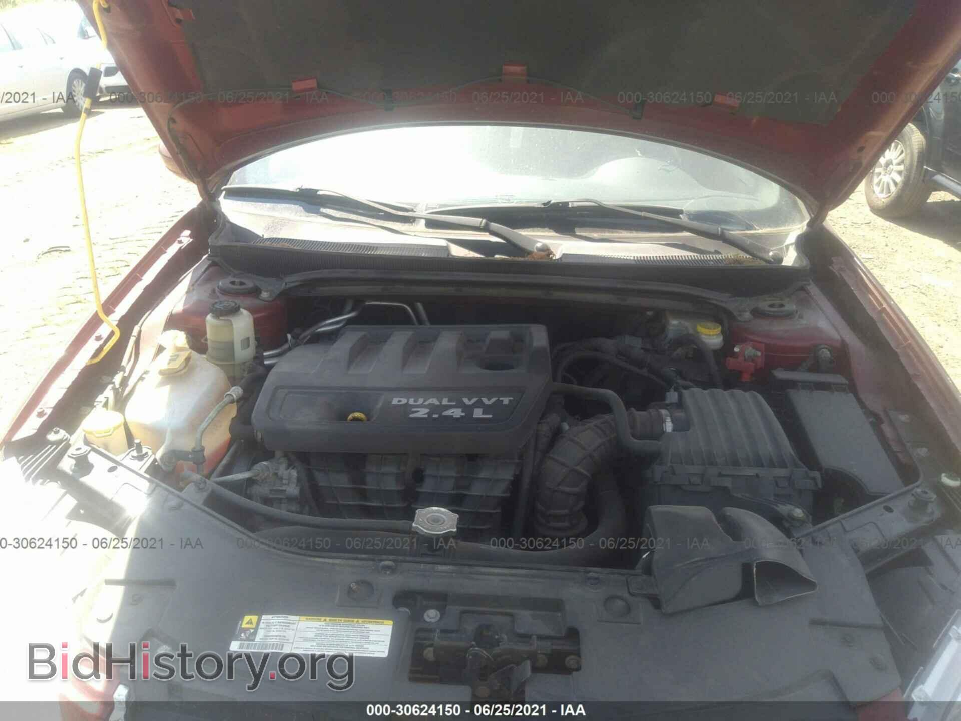 2013 CHRYSLER 200 - VIN: 1C3CCBBB8DN547111 - Фото 10