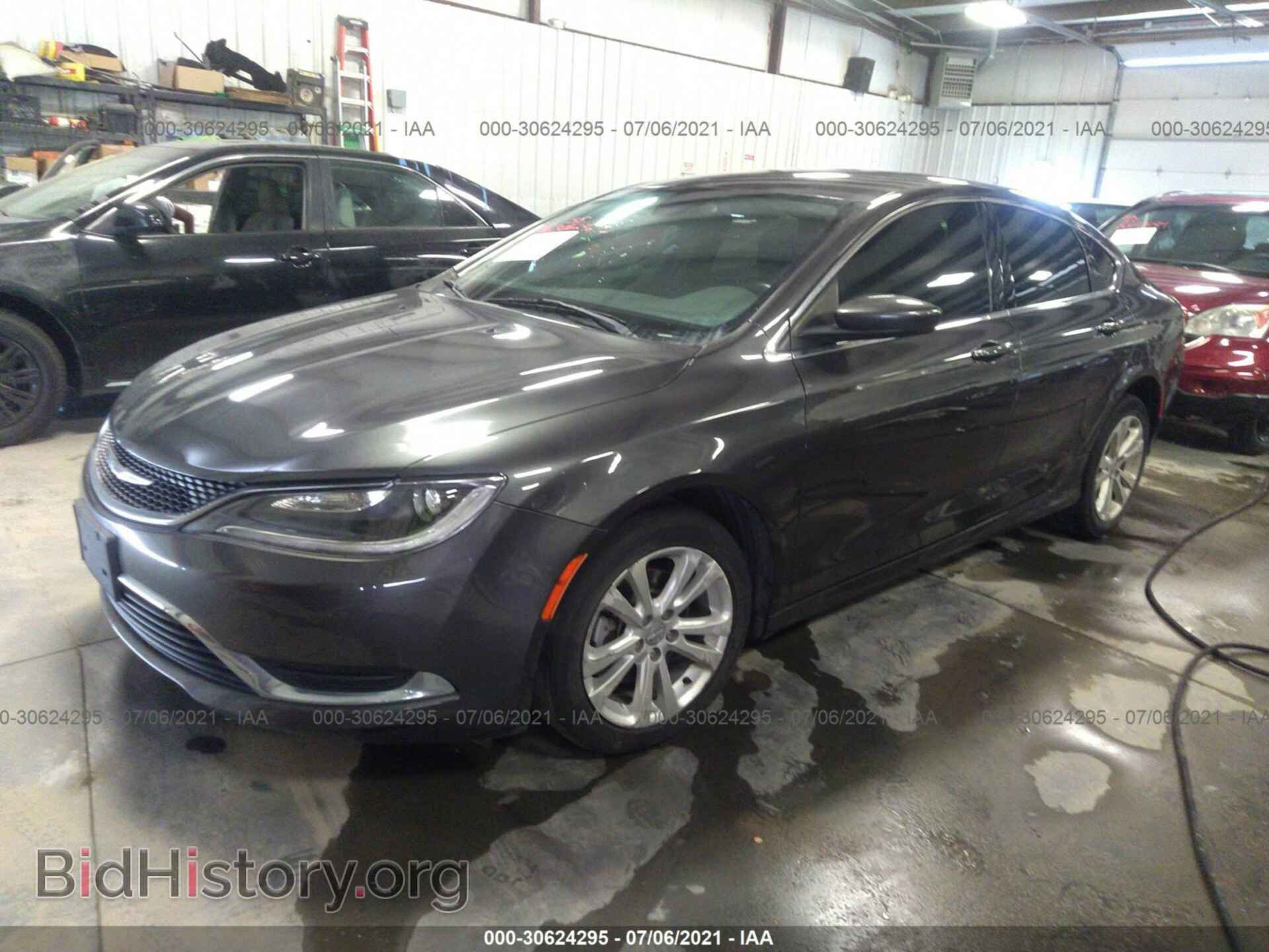 2016 CHRYSLER 200 - VIN: 1C3CCCAB6GN174629 - Photo 2