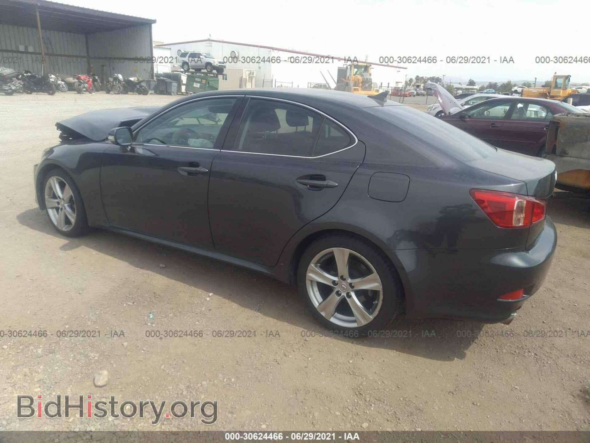 2011 LEXUS IS 250 - VIN: JTHBF5C21B5134084 - Фото 3