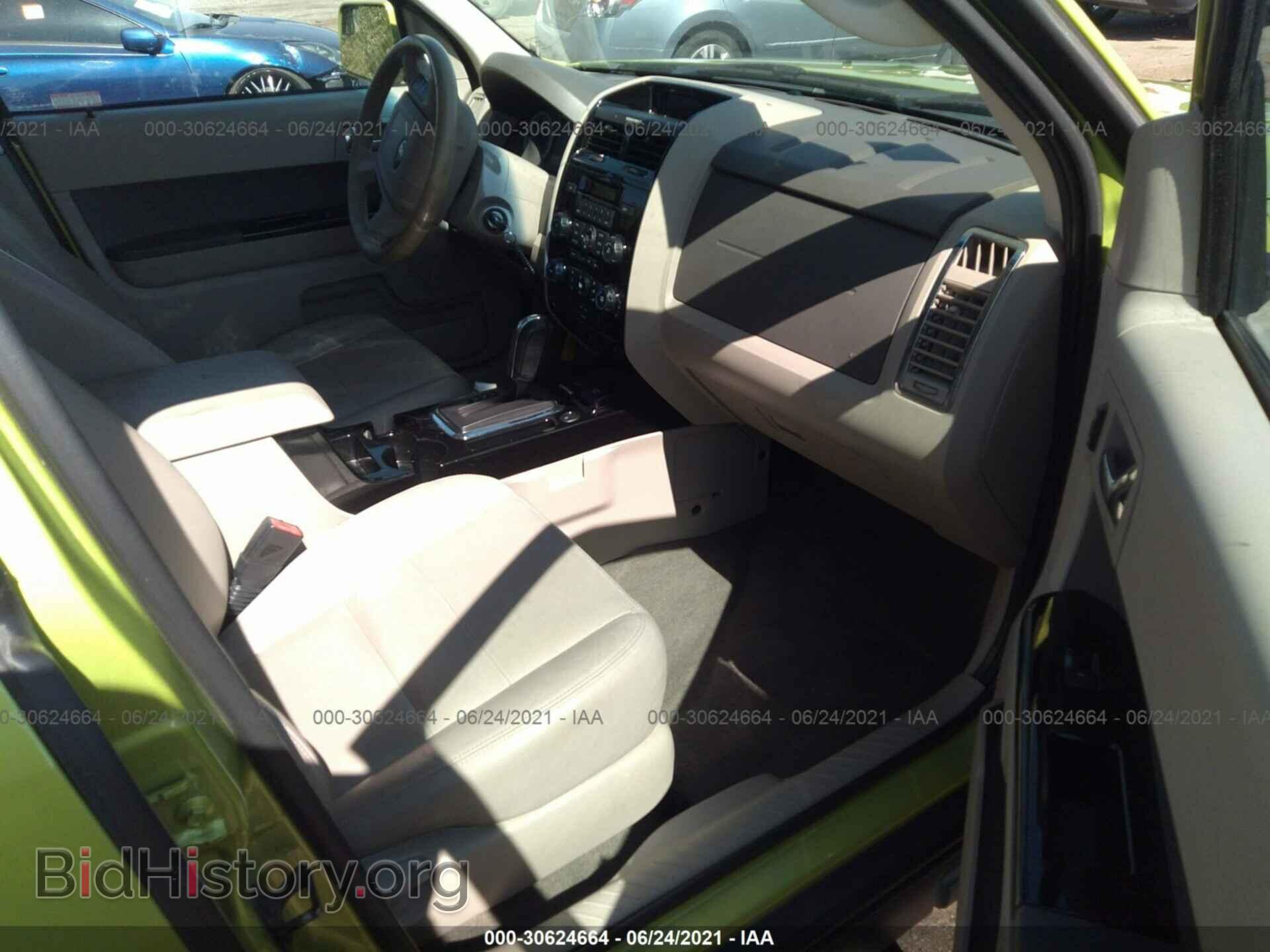 2011 FORD ESCAPE - VIN: 1FMCU4K30BKA21997 - Фото 5