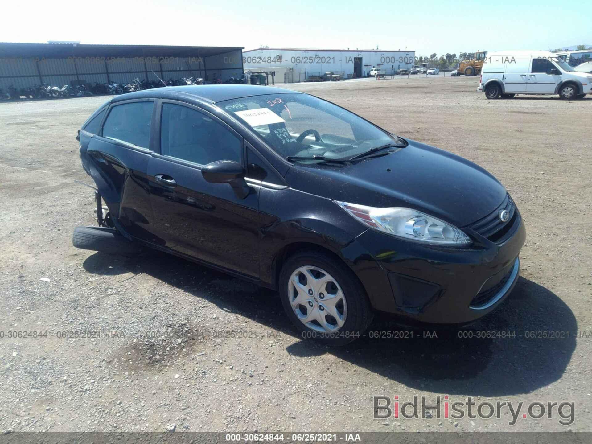 Photo 3FADP4AJ6BM196026 - FORD FIESTA 2011