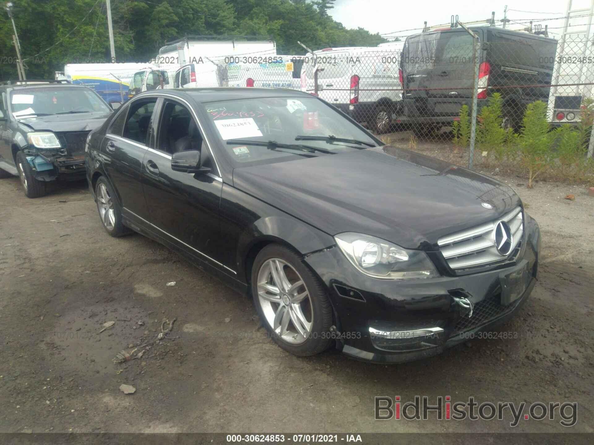 Фотография WDDGF8AB9DR257242 - MERCEDES-BENZ C-CLASS 2013