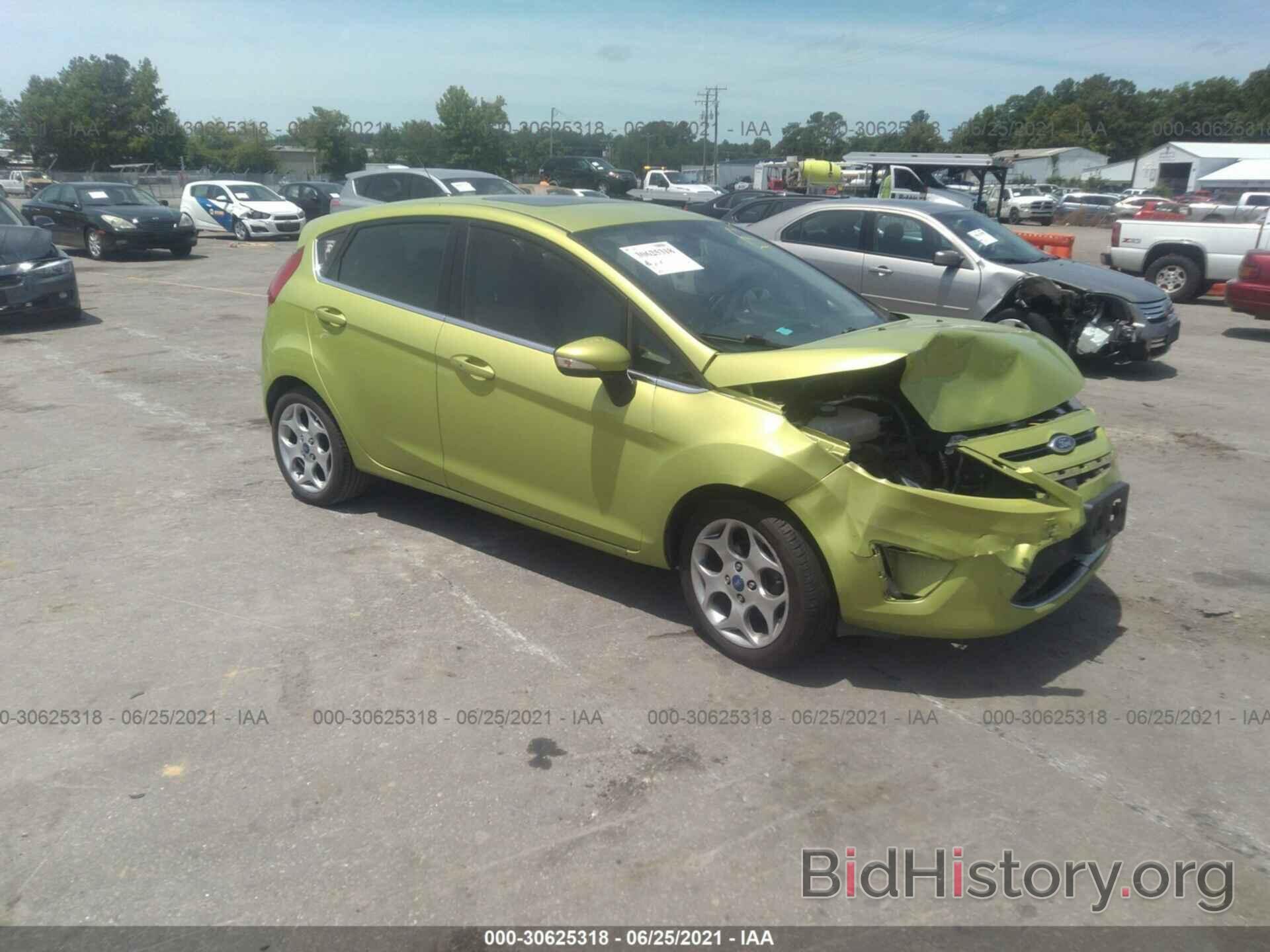 Photo 3FADP4FJ9CM111447 - FORD FIESTA 2012