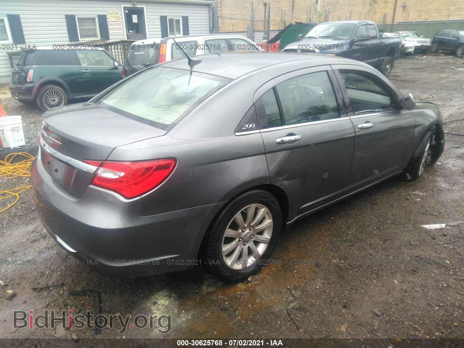 2013 CHRYSLER 200 - VIN: 1C3CCBCB5DN583045 - Фото 4