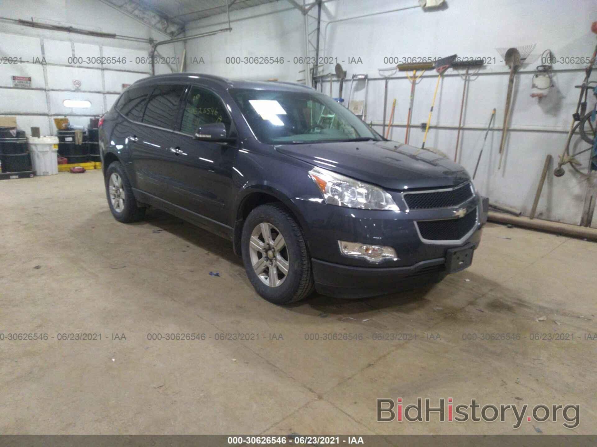 Photo 1GNKVGED6BJ306977 - CHEVROLET TRAVERSE 2011