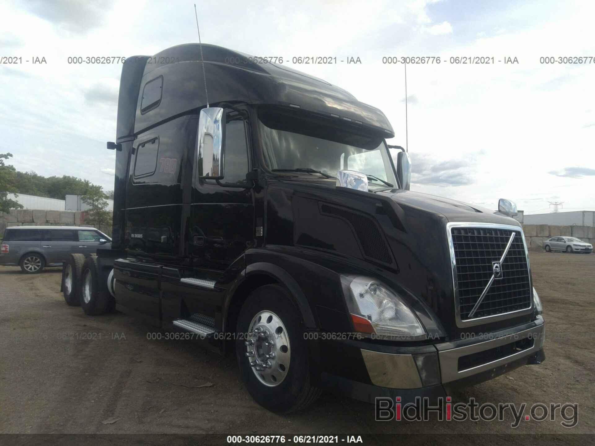 Photo 4V4NC9EH2DN138815 - VOLVO VN 2013