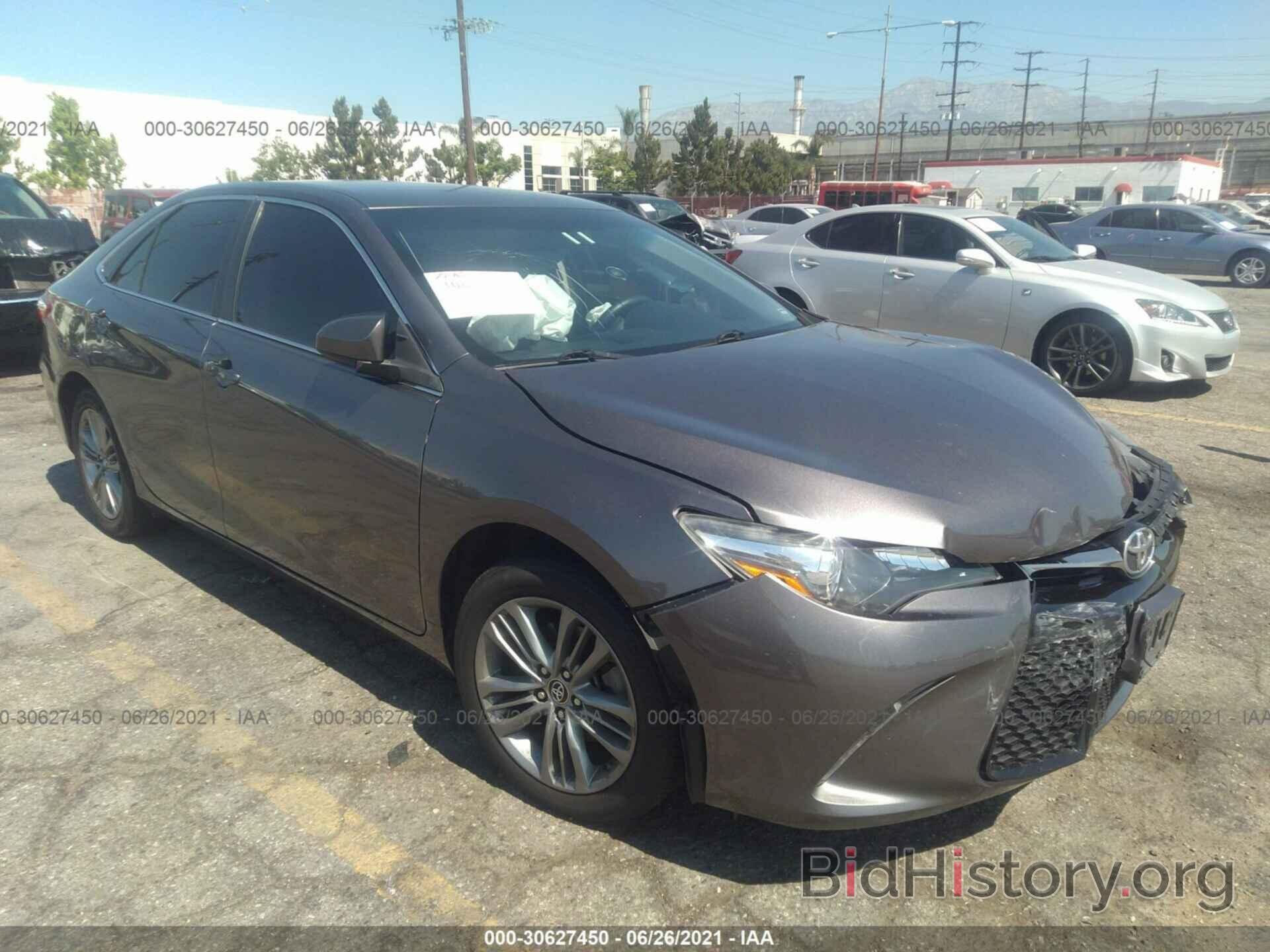 Photo 4T1BF1FK5FU911895 - TOYOTA CAMRY 2015