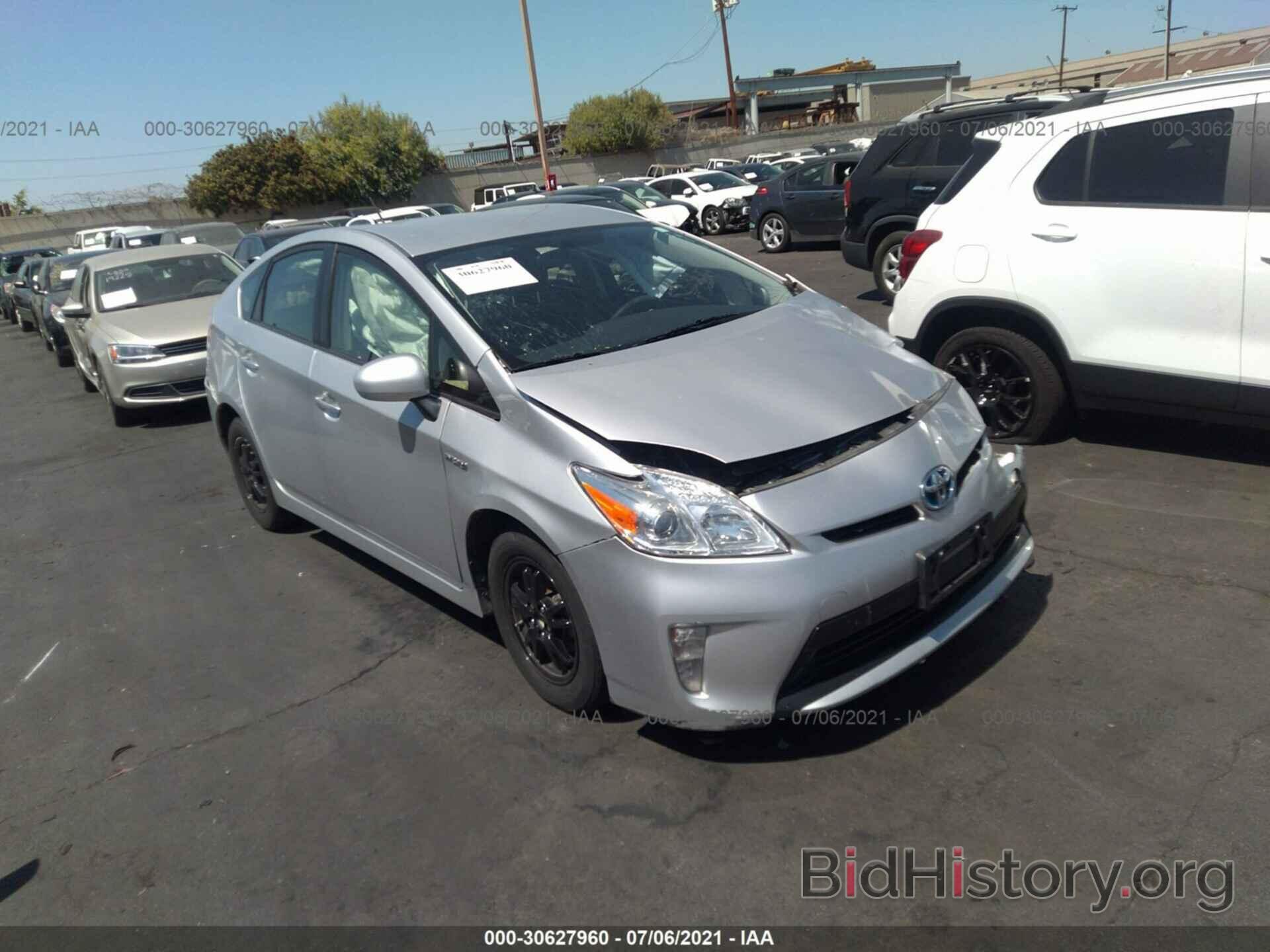 Photo JTDKN3DU3F1875018 - TOYOTA PRIUS 2015