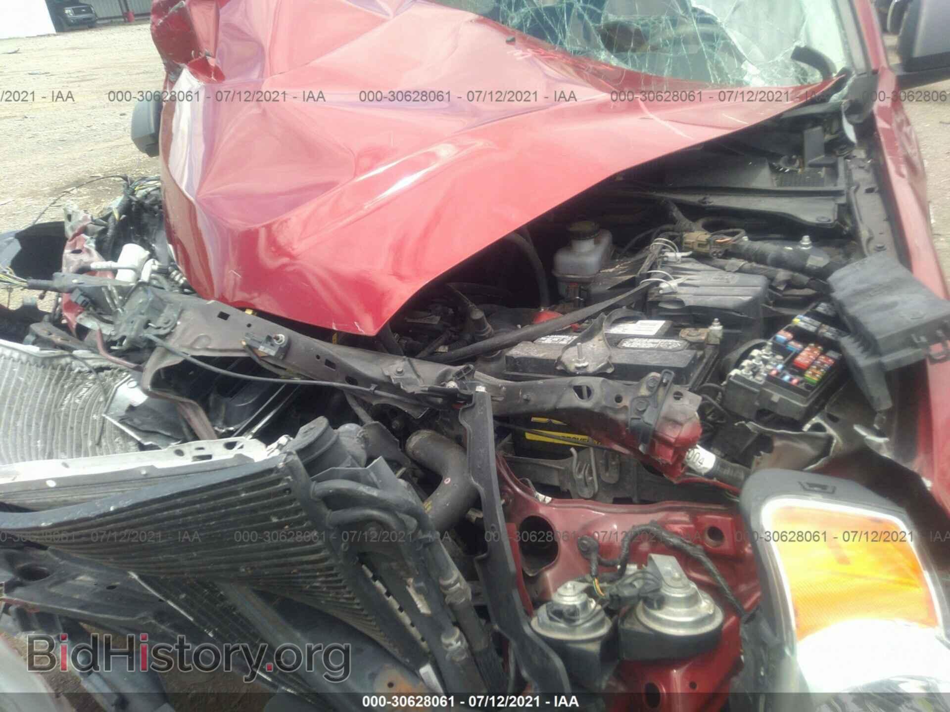 2011 FORD ESCAPE - VIN: 1FMCU0D73BKC18655 - Фото 10