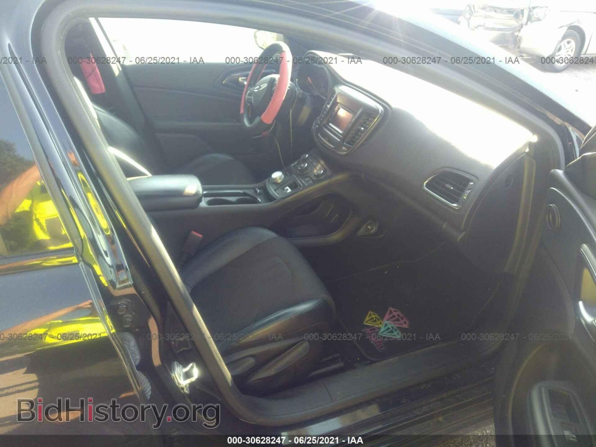 2016 CHRYSLER 200 - VIN: 1C3CCCBB5GN132516 - Фото 5