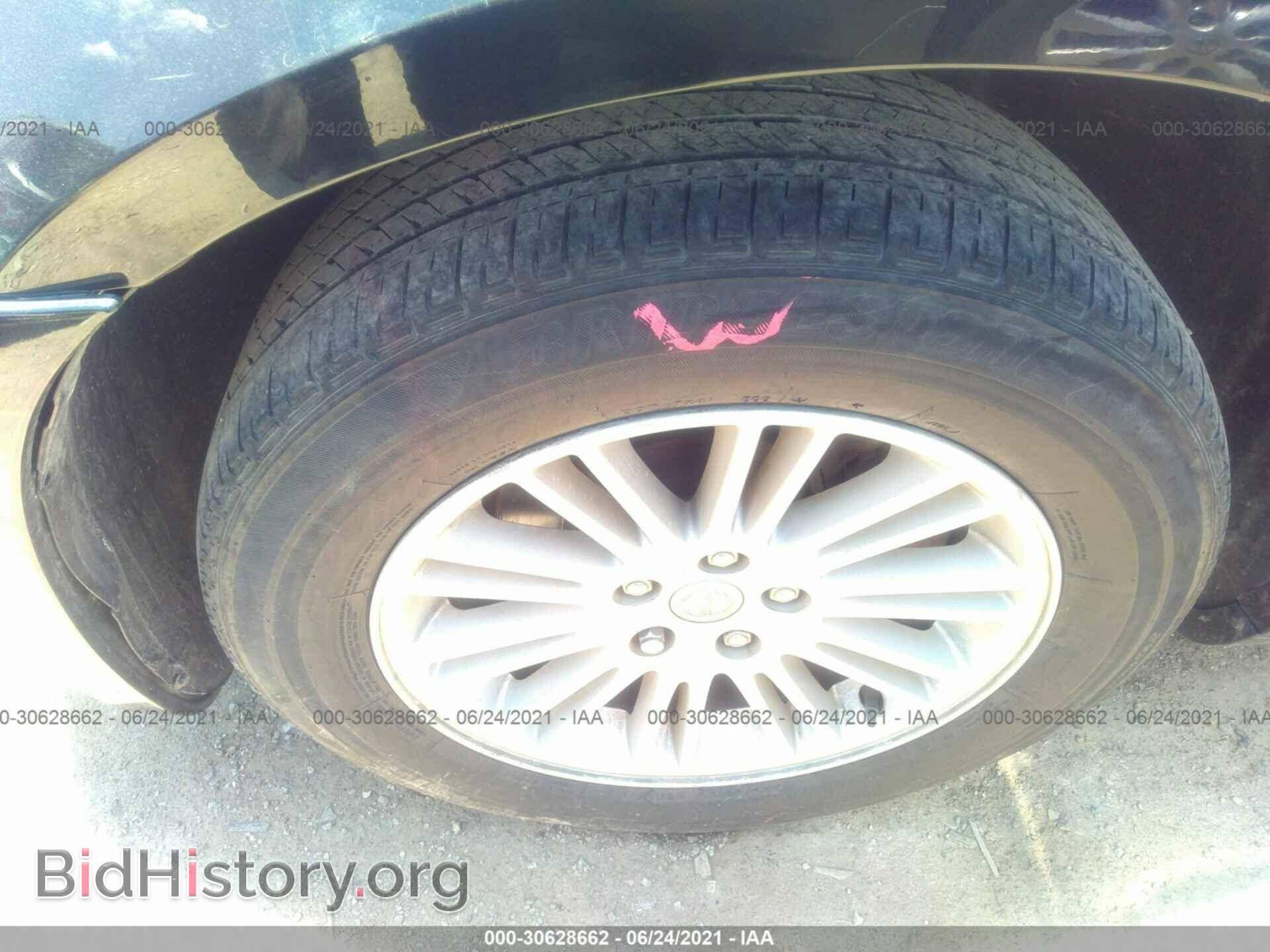 2010 CHRYSLER 300 - VIN: 2C3CA4CD7AH180594 - Фото 12