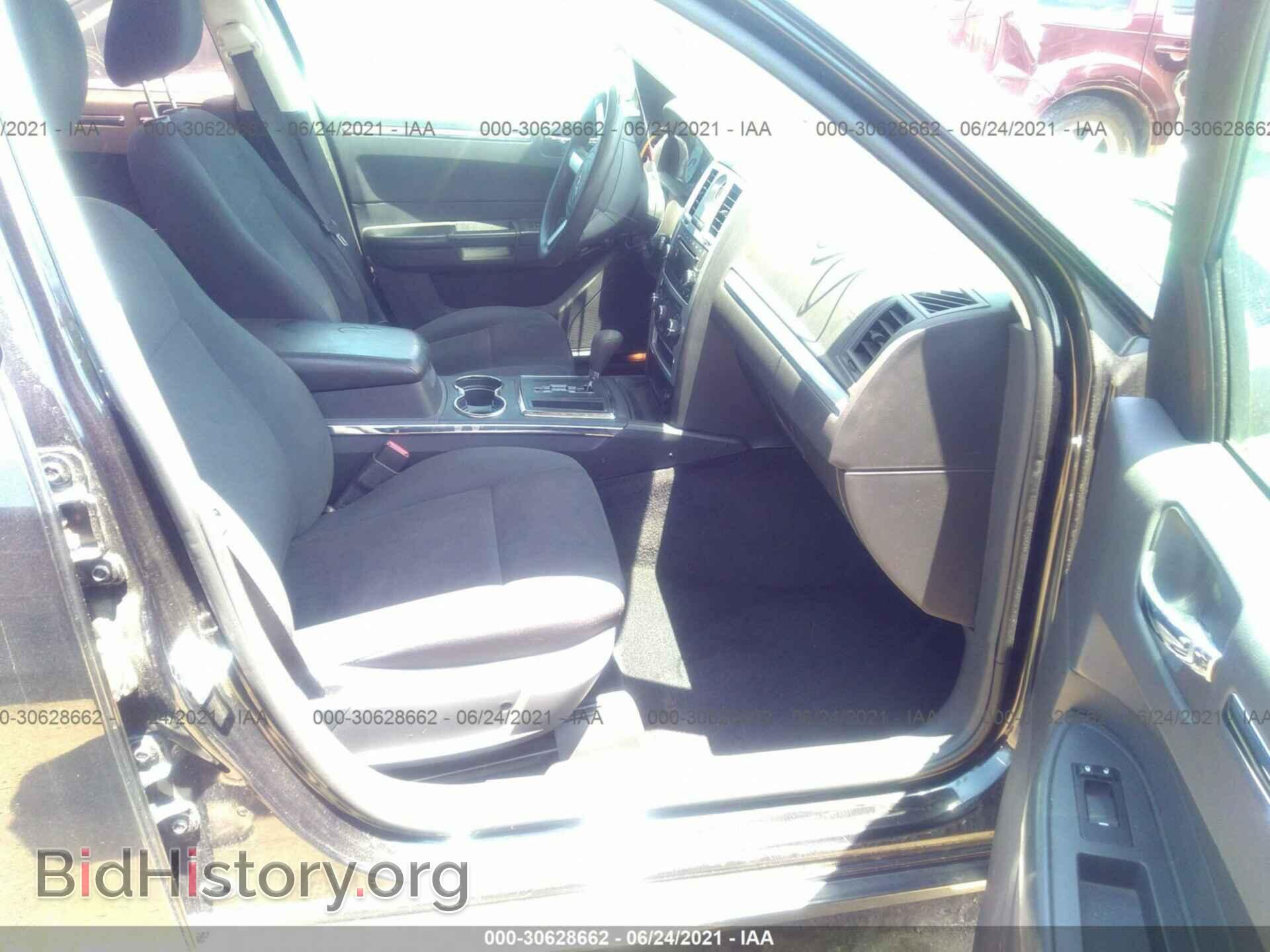 2010 CHRYSLER 300 - VIN: 2C3CA4CD7AH180594 - Фото 5