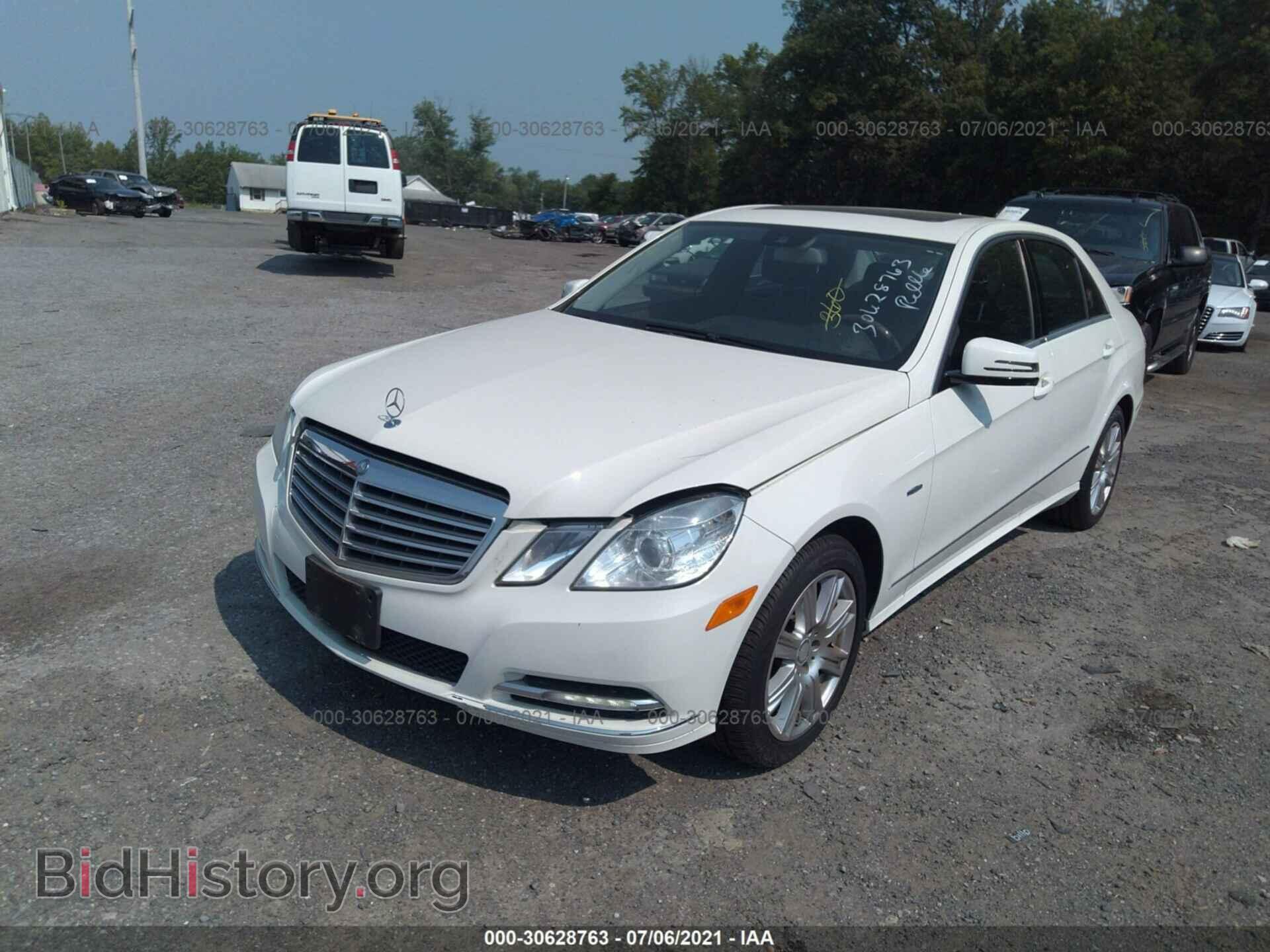 2012 MERCEDES-BENZ E-CLASS - VIN: WDDHF8JB6CA607198 - Photo 2