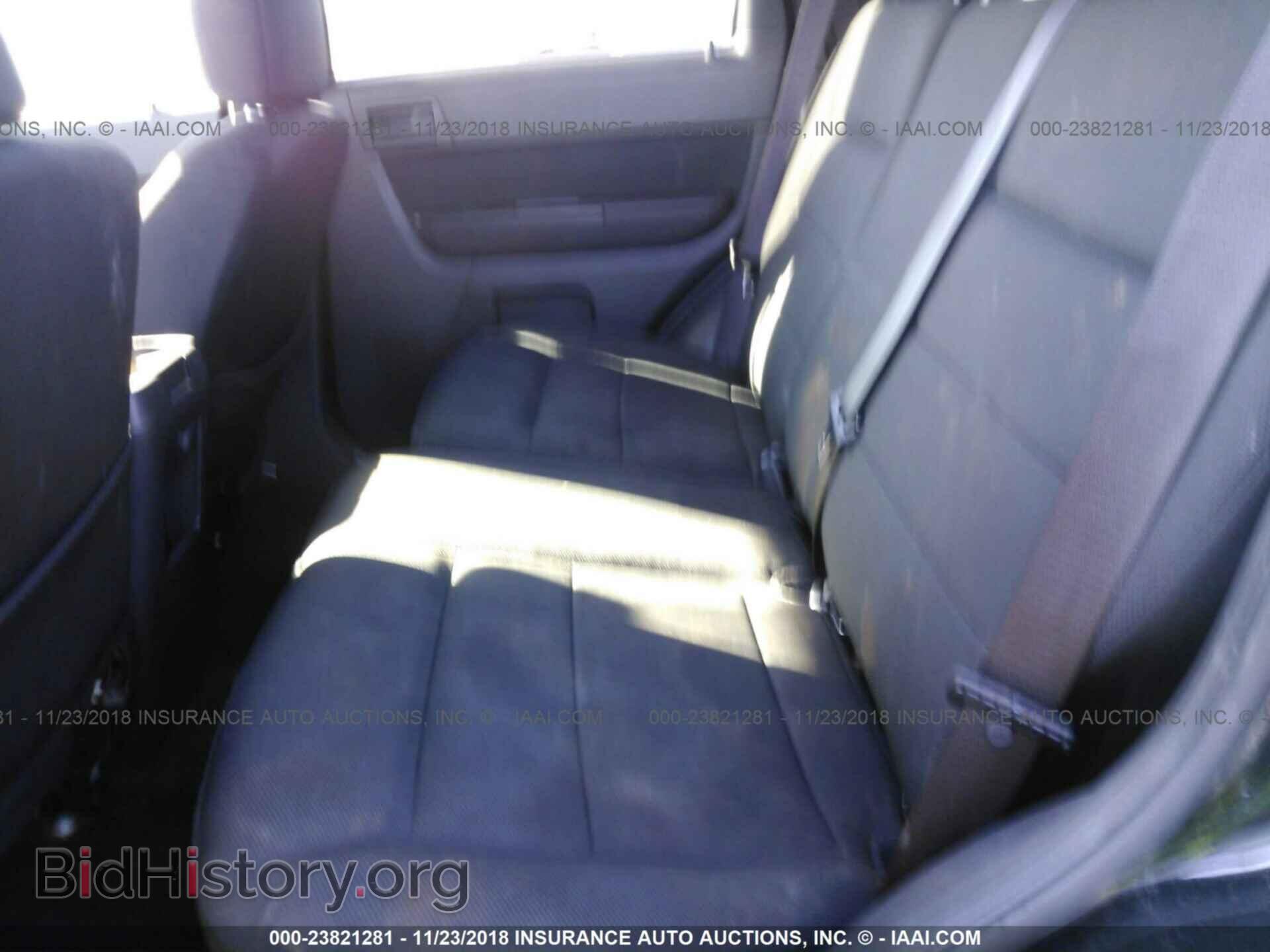 2009 FORD ESCAPE - VIN: 1FMCU93G99KA10652 - Фото 8