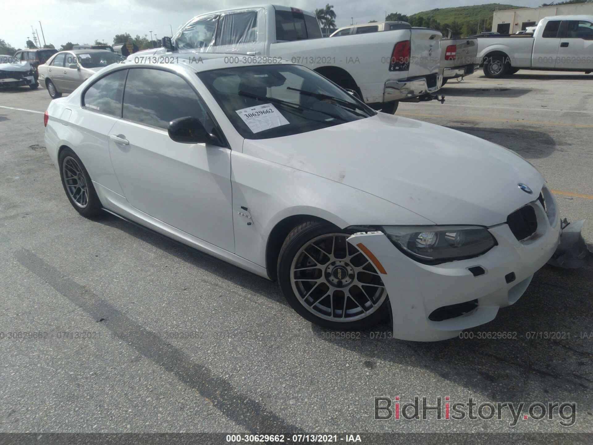 Photo WBAKG1C5XDJ217344 - BMW 3 SERIES 2013