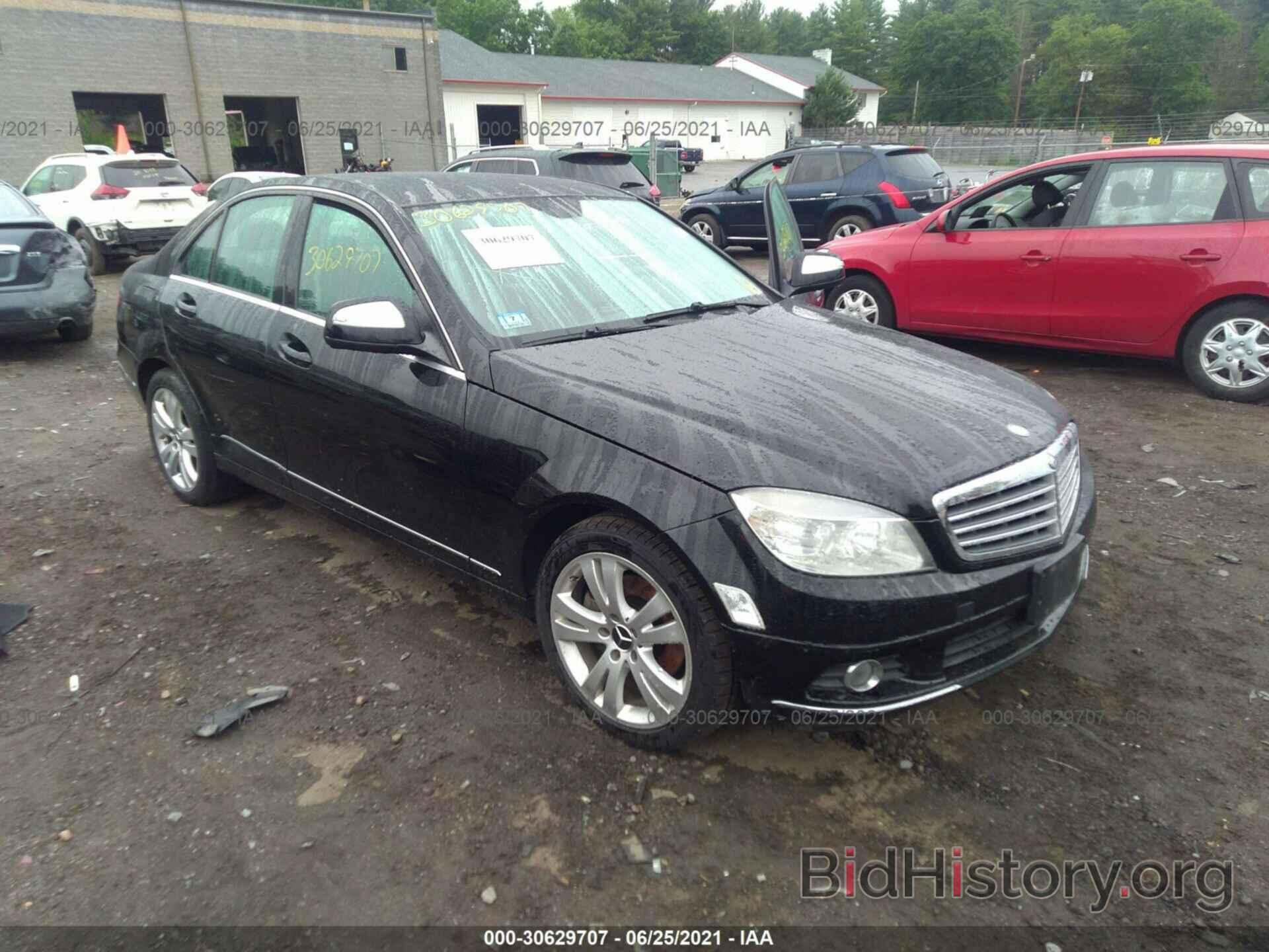 Photo WDDGF81X09R062388 - MERCEDES-BENZ C-CLASS 2009