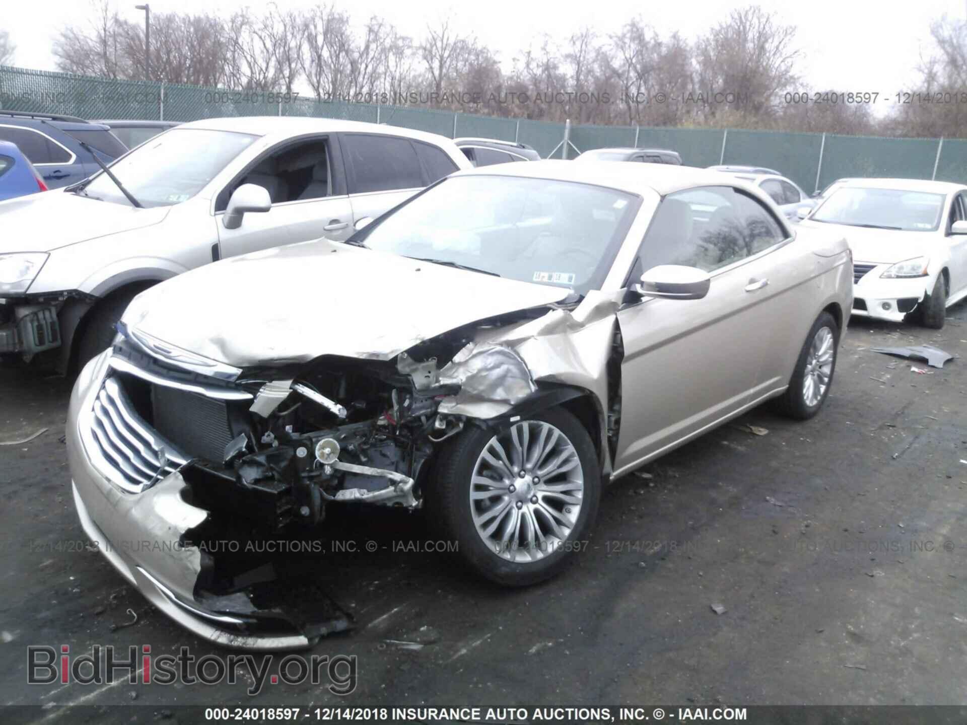 2013 CHRYSLER 200 - VIN: 1C3BCBFG0DN598149 - Фото 2