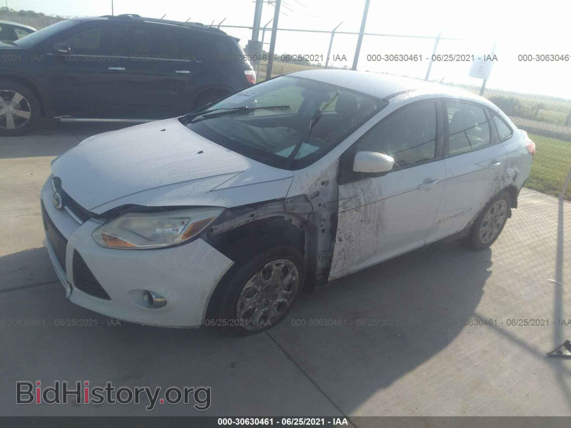 2012 FORD FOCUS - VIN: 1FAHP3F26CL220504 - Фото 2