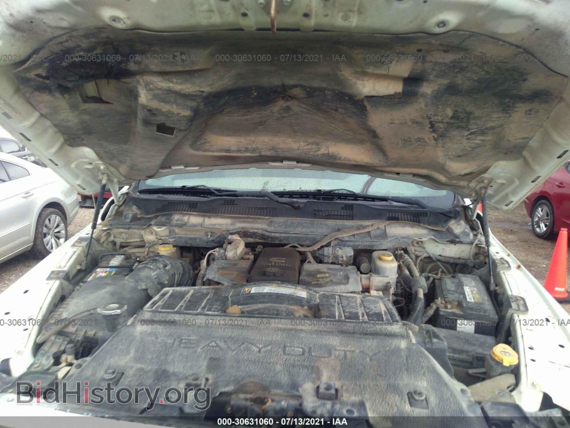 2011 RAM 2500 - VIN: 3D7UT2CL2BG619021 - Photo 10