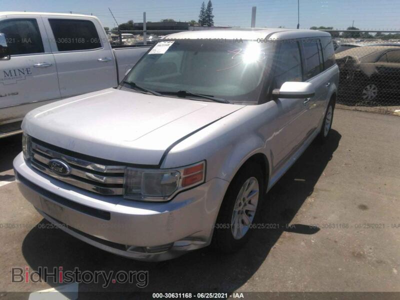 2011 Ford FLEX (VIN 2FMGK5CC9BBD12875) — фото 2 из 11