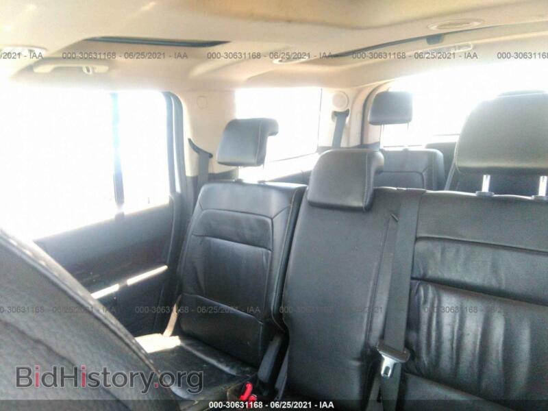 2011 Ford FLEX (VIN 2FMGK5CC9BBD12875) — фото 8 из 11