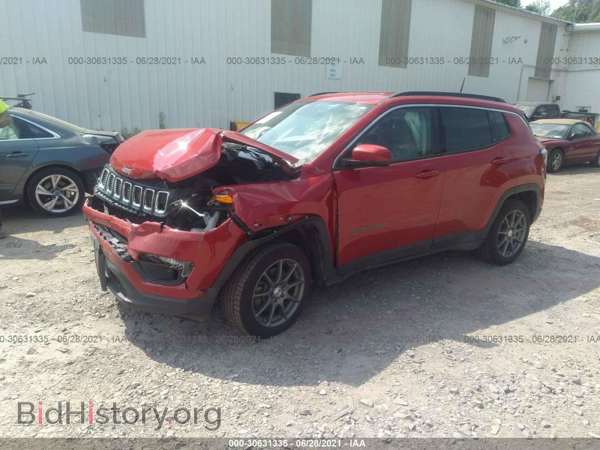 2018 JEEP COMPASS - VIN: 3C4NJDBB3JT261426 - Photo 2