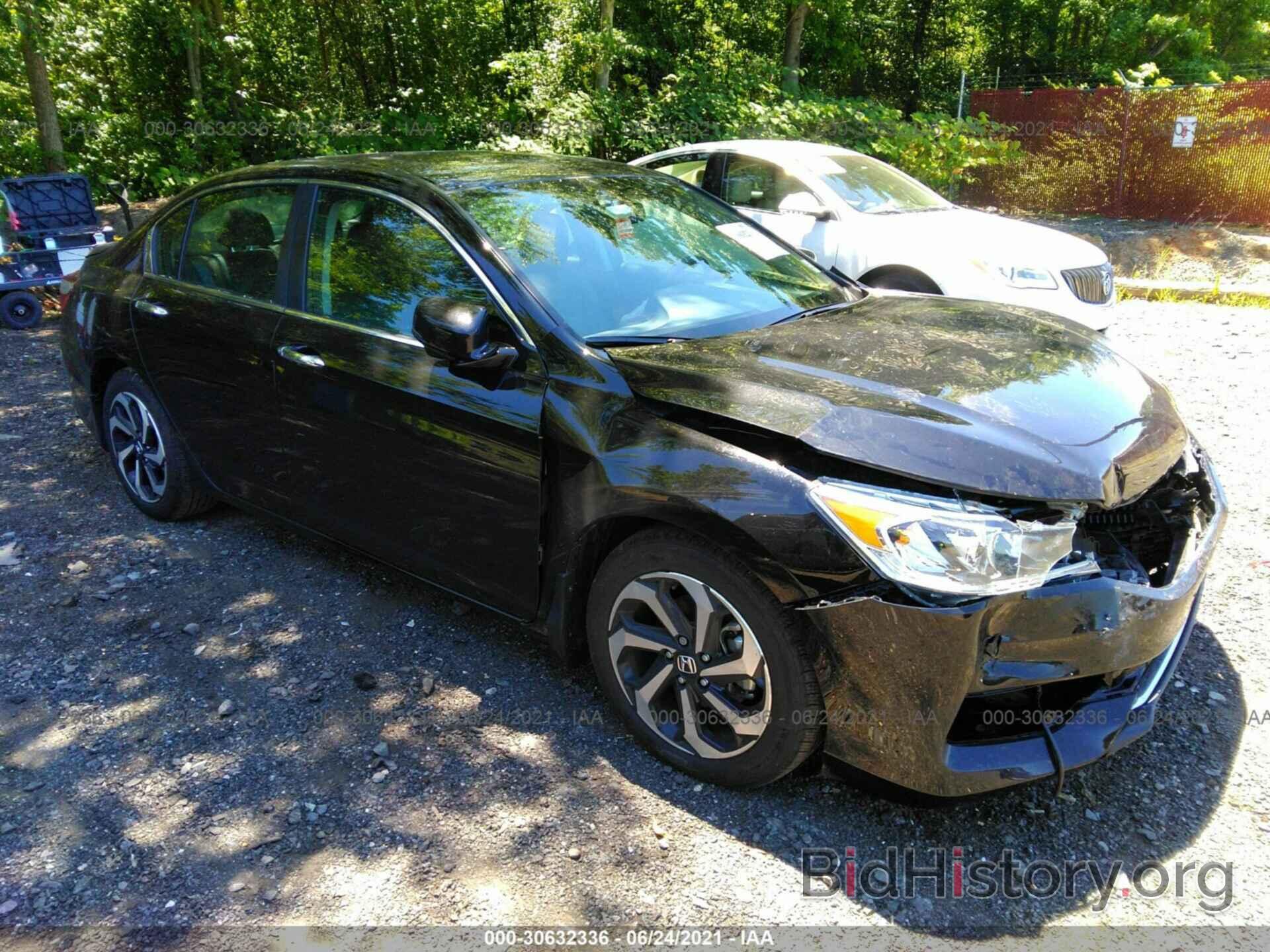 Photo 1HGCR2F86HA087633 - HONDA ACCORD SEDAN 2017