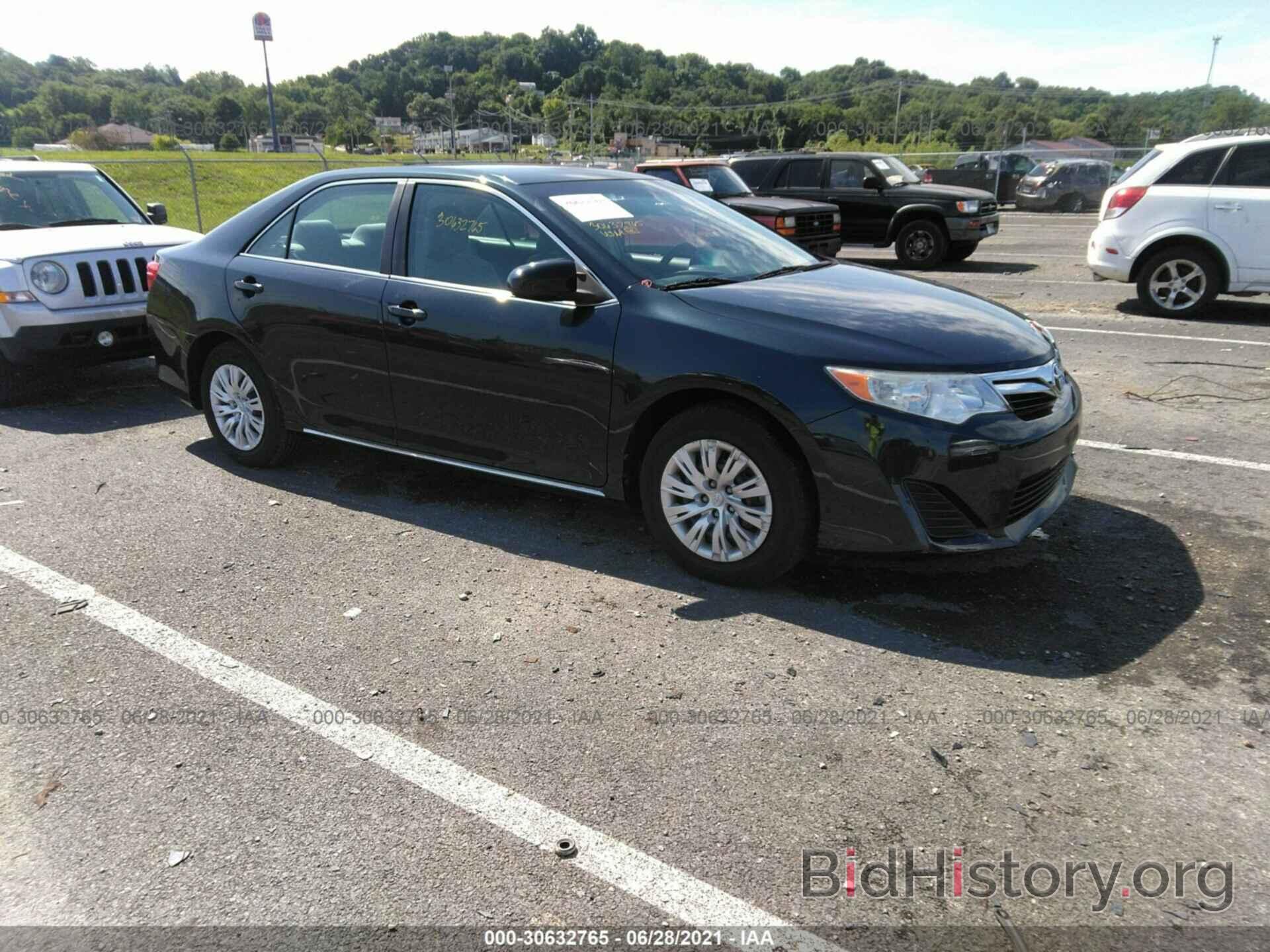 Photo 4T4BF1FK0ER399483 - TOYOTA CAMRY 2014