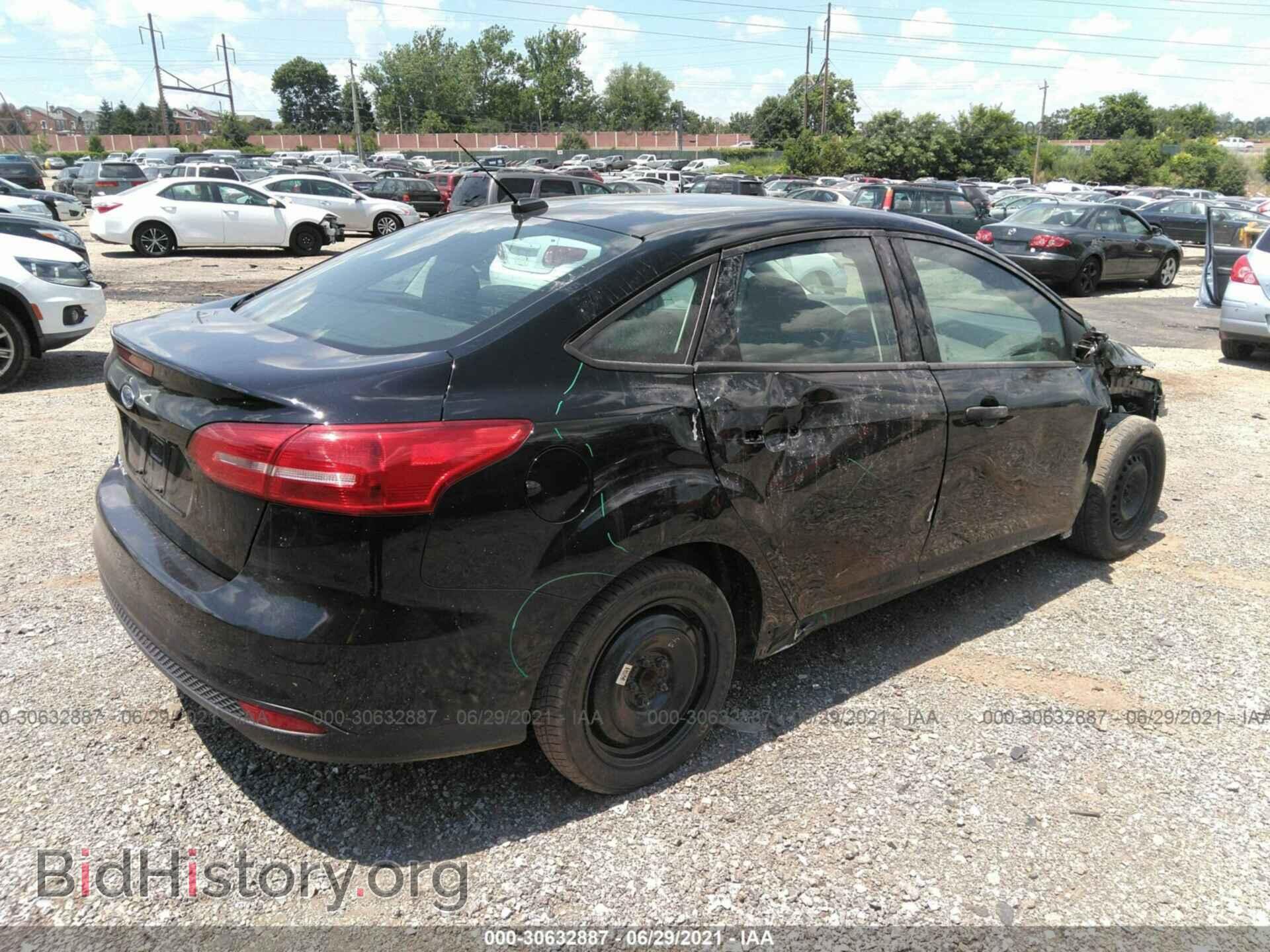 2017 FORD FOCUS - VIN: 1FADP3E23HL281137 - Photo 4