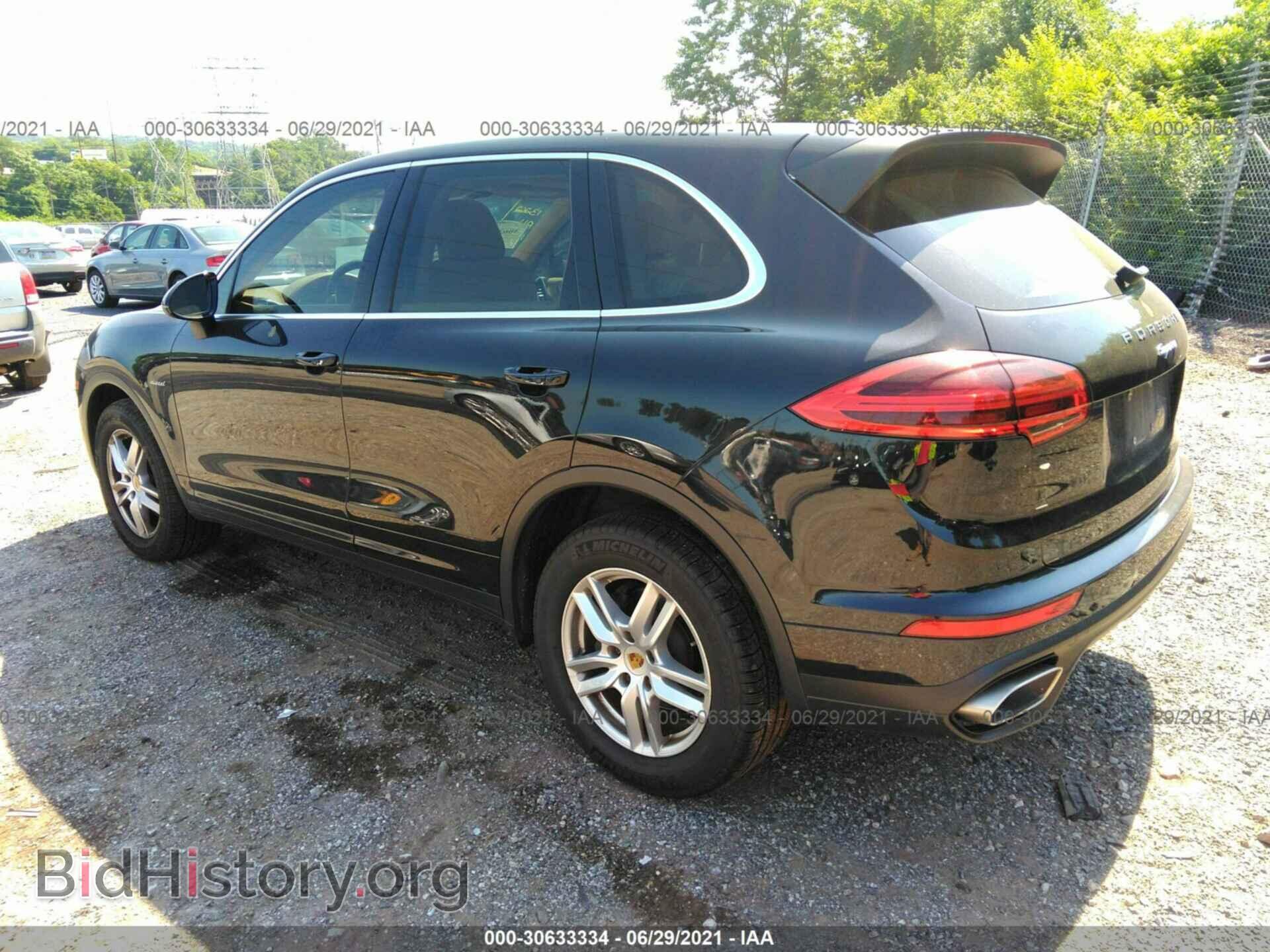 2016 PORSCHE CAYENNE - VIN: WP1AF2A22GLA40232 - Фото 3