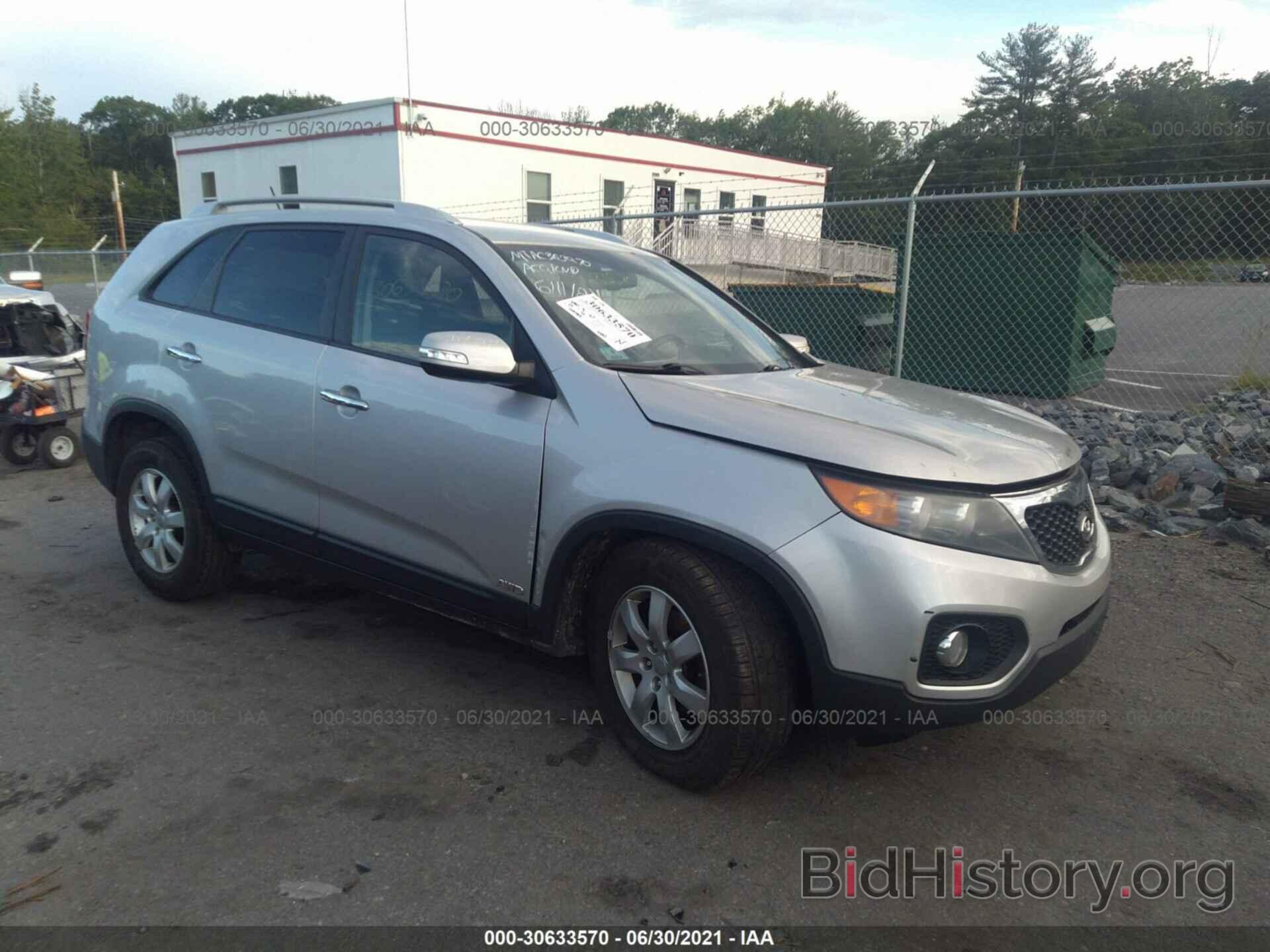 Photo 5XYKTCA64DG357718 - KIA SORENTO 2013