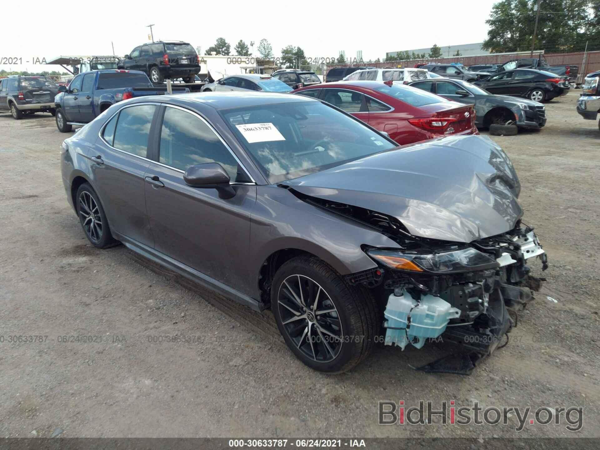 Photo 4T1G11AK1MU445195 - TOYOTA CAMRY 2021