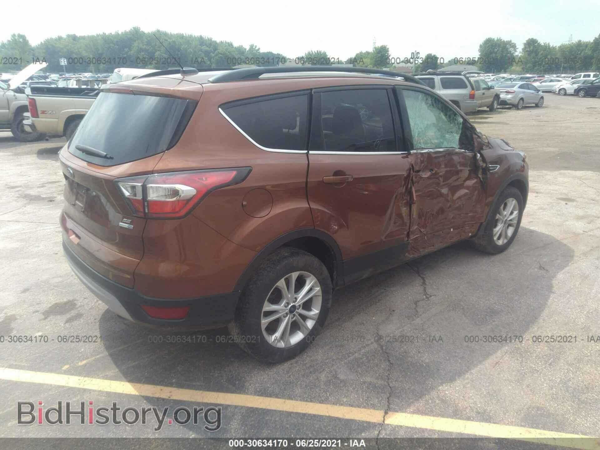 2017 FORD ESCAPE - VIN: 1FMCU9G95HUB06440 - Фото 4