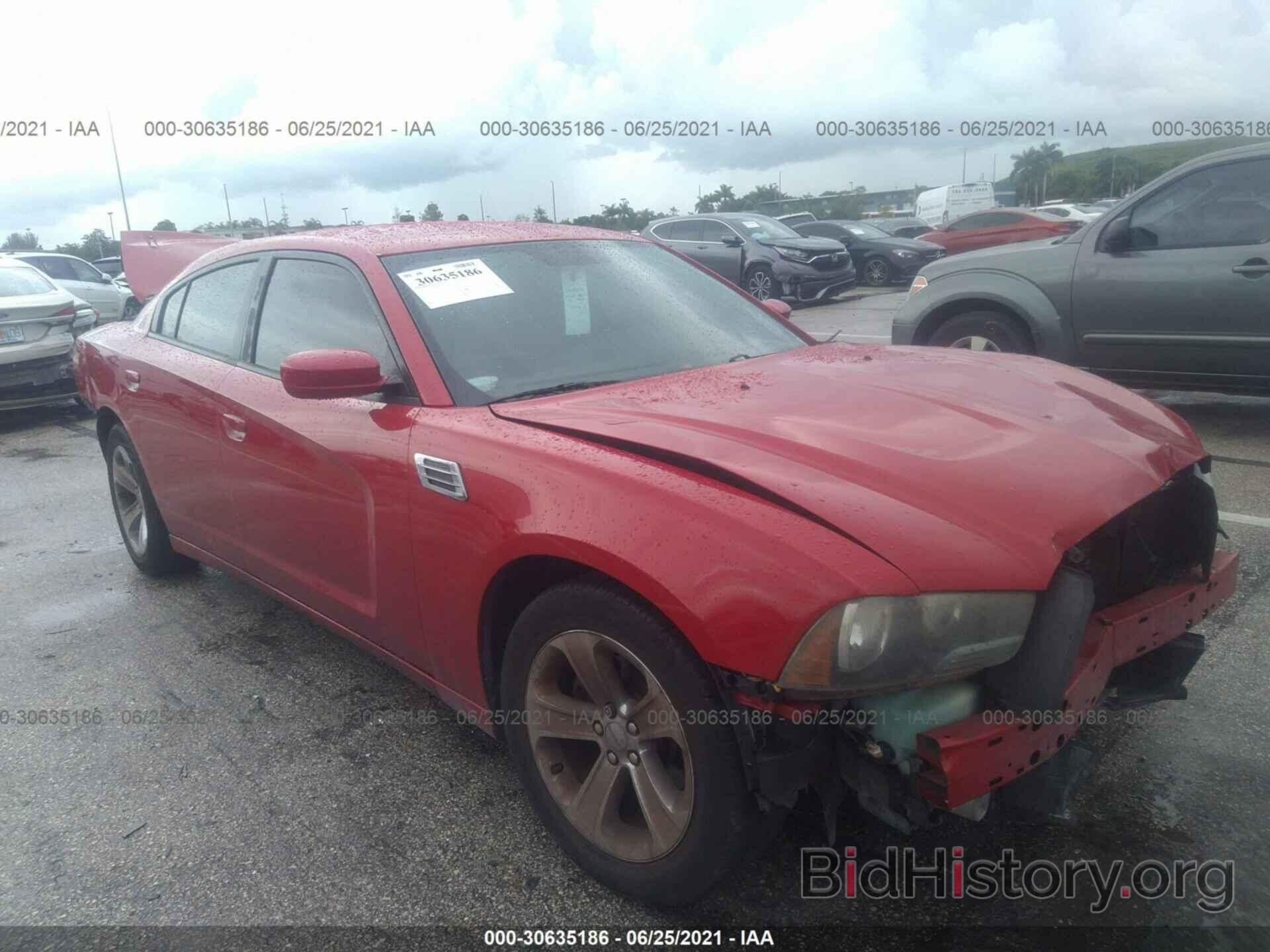 Photo 2C3CDXBG1DH526213 - DODGE CHARGER 2013