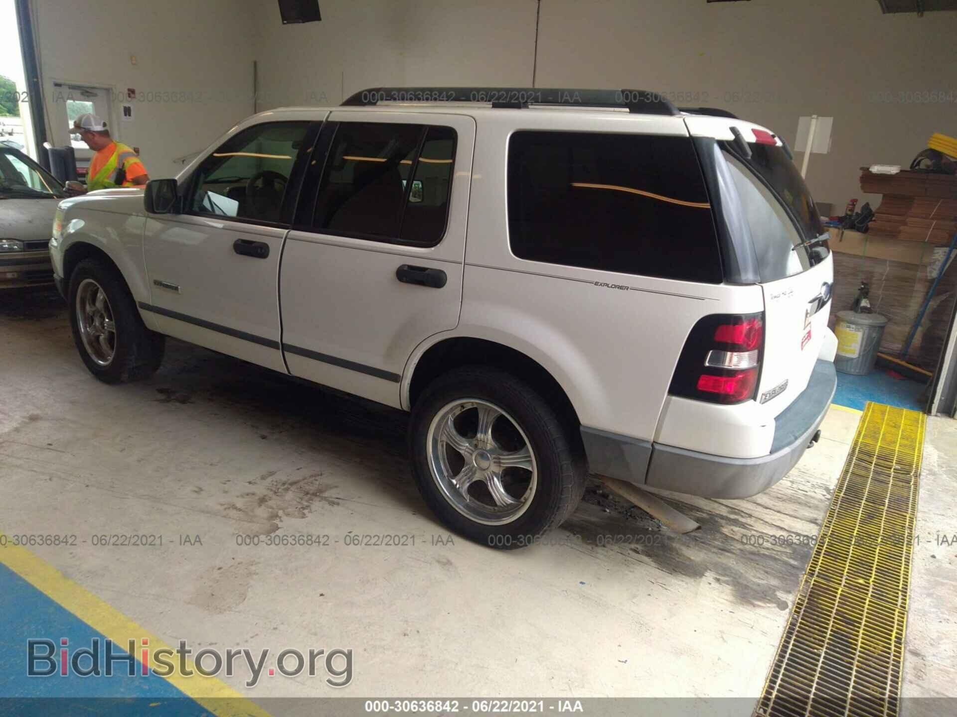 2006 FORD EXPLORER - VIN: 1FMEU72E56UA80128 - Фото 3