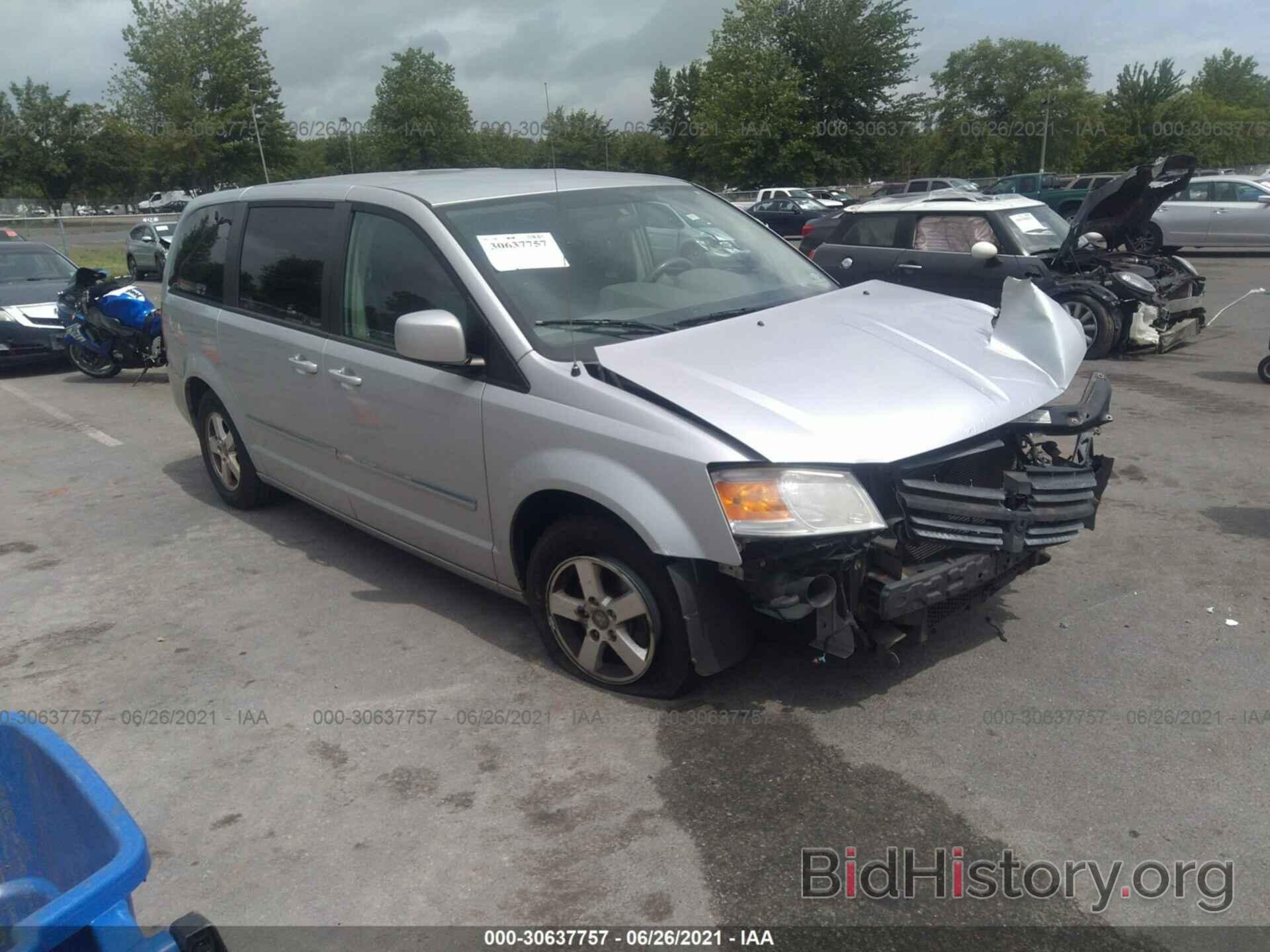 Photo 2D8HN54P38R729170 - DODGE GRAND CARAVAN 2008