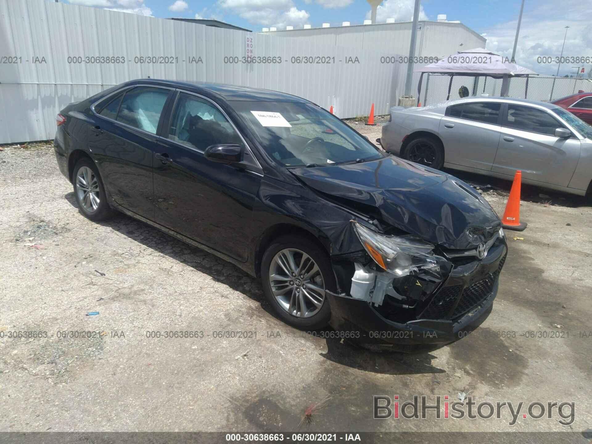 Photo 4T1BF1FK3HU357940 - TOYOTA CAMRY 2017