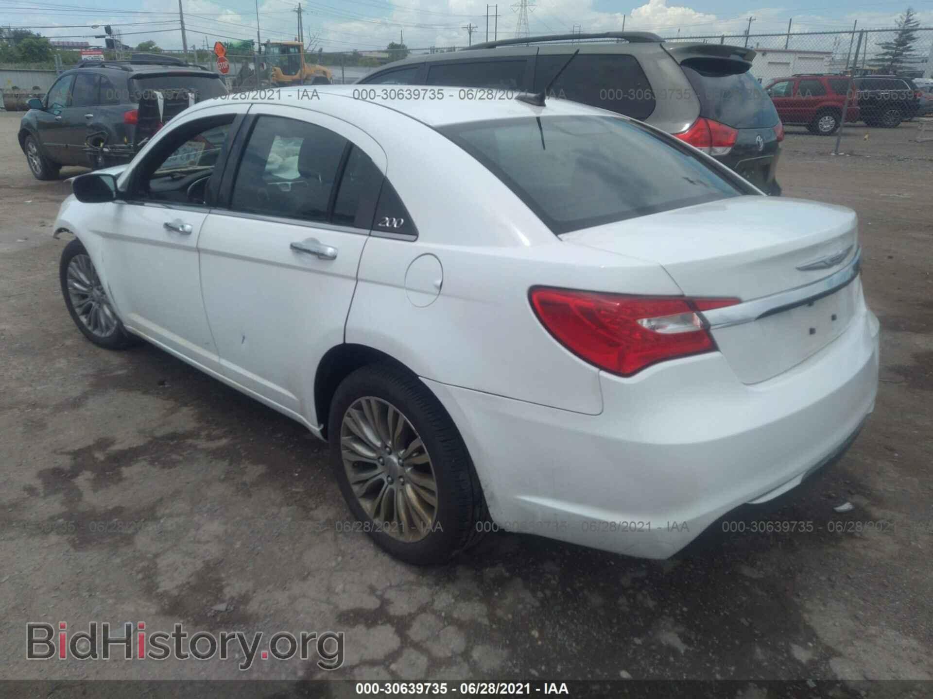2013 CHRYSLER 200 - VIN: 1C3CCBCG5DN595286 - Фото 3