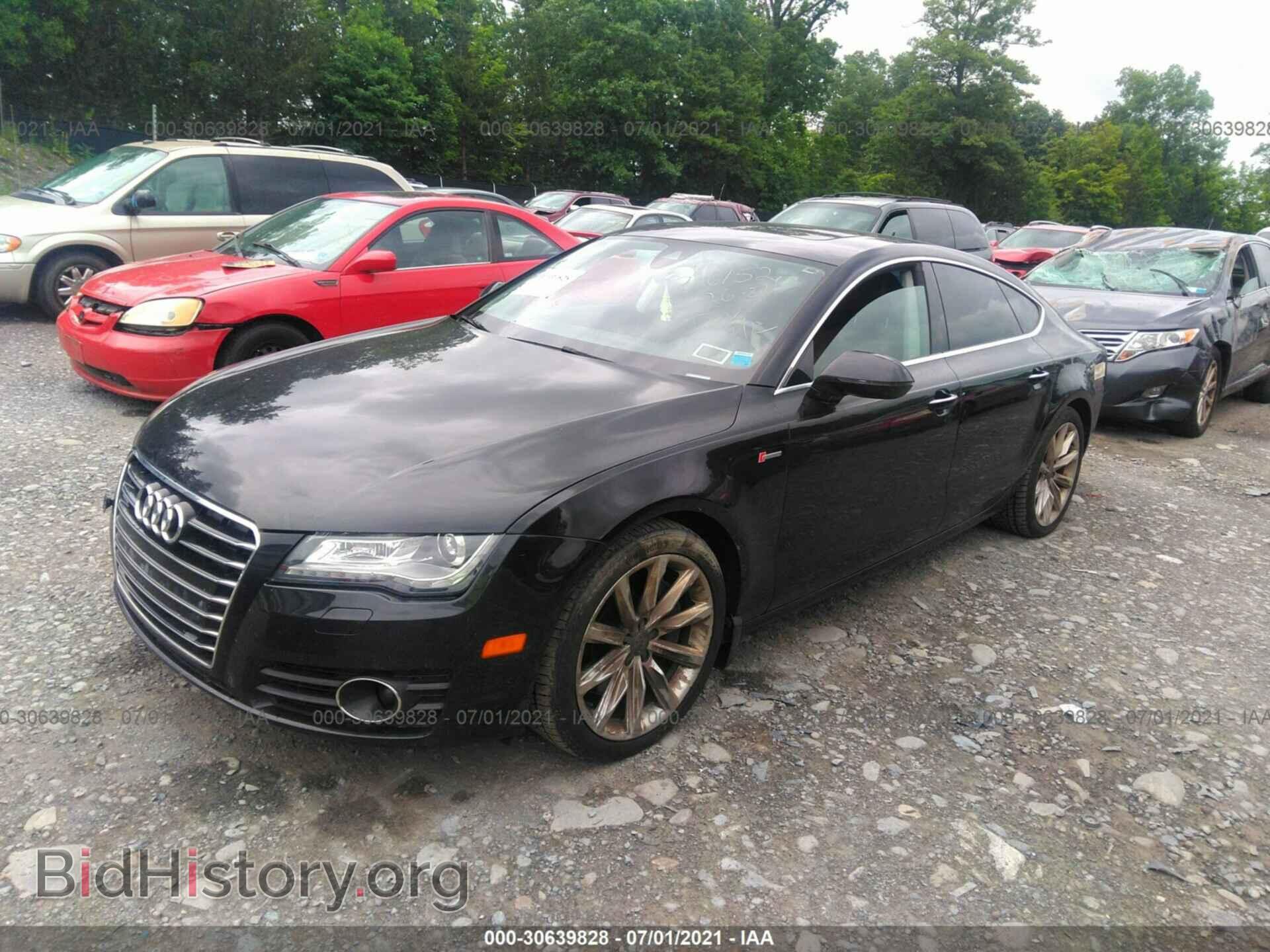 2013 AUDI A7 - VIN: WAUYGAFC2DN155239 - Photo 2