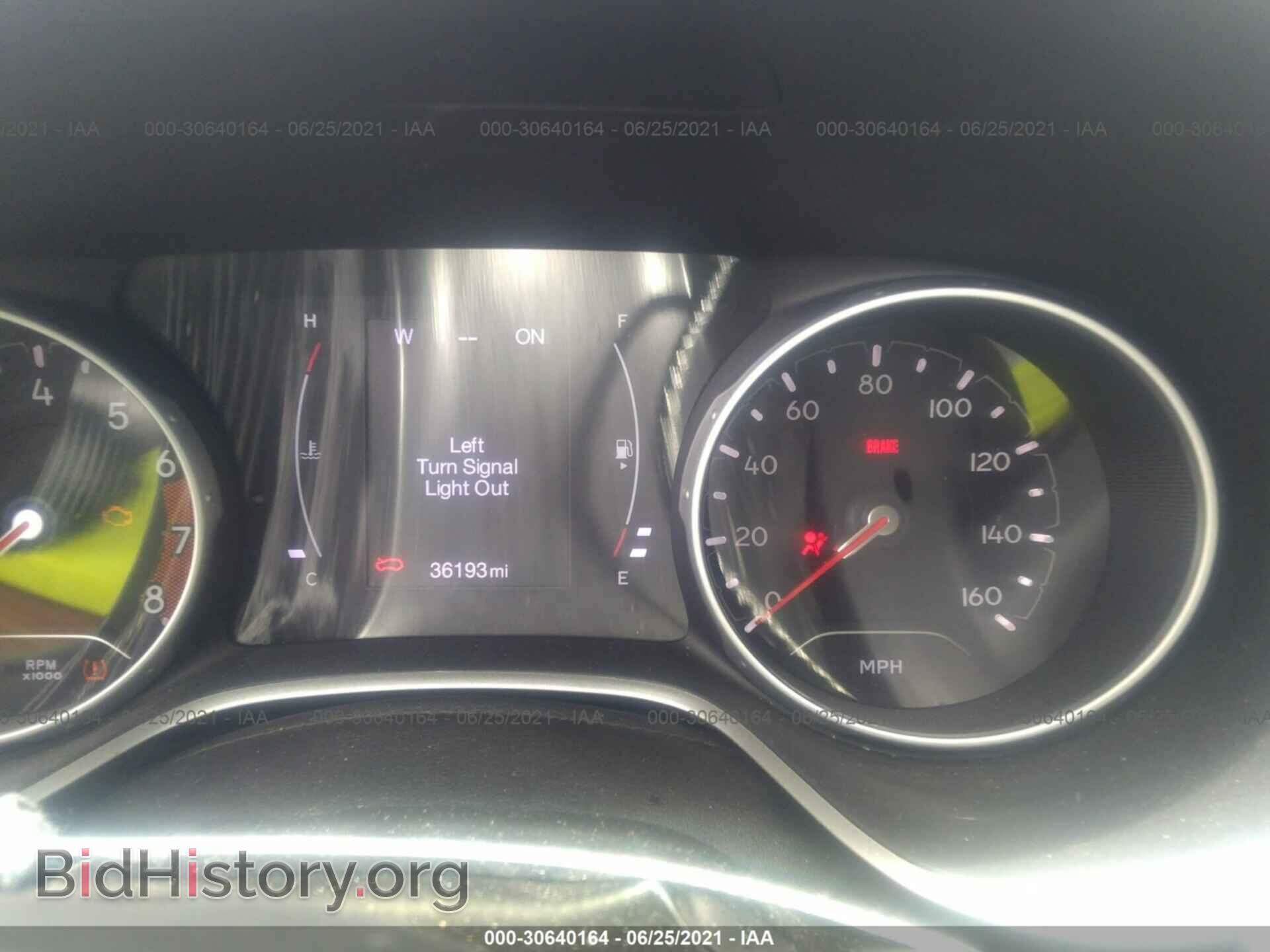 2019 JEEP COMPASS - VIN: 3C4NJCBB0KT637561 - Фото 7