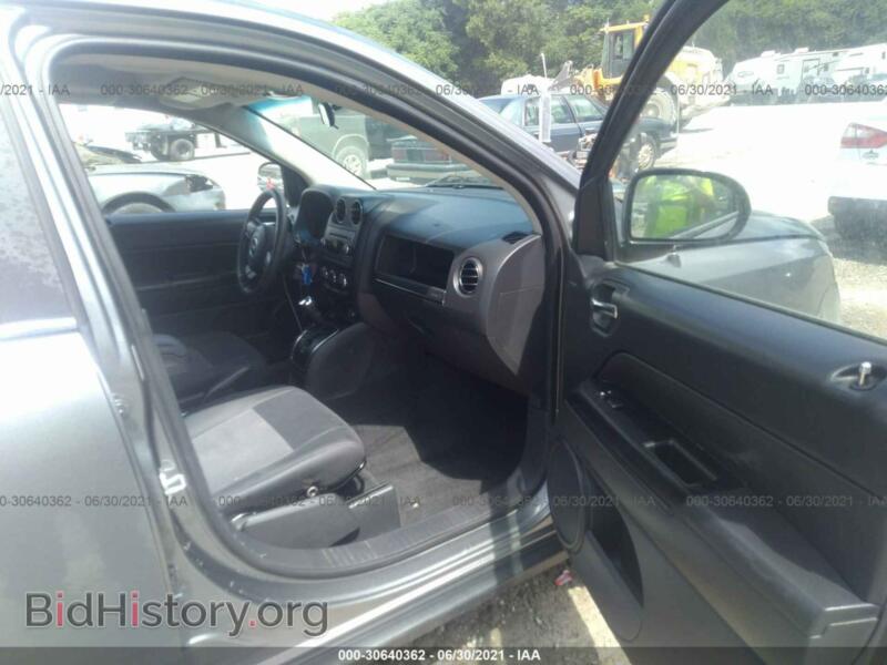2012 Jeep COMPASS (VIN 1C4NJDBB1CD659193) — photo 5 of 11