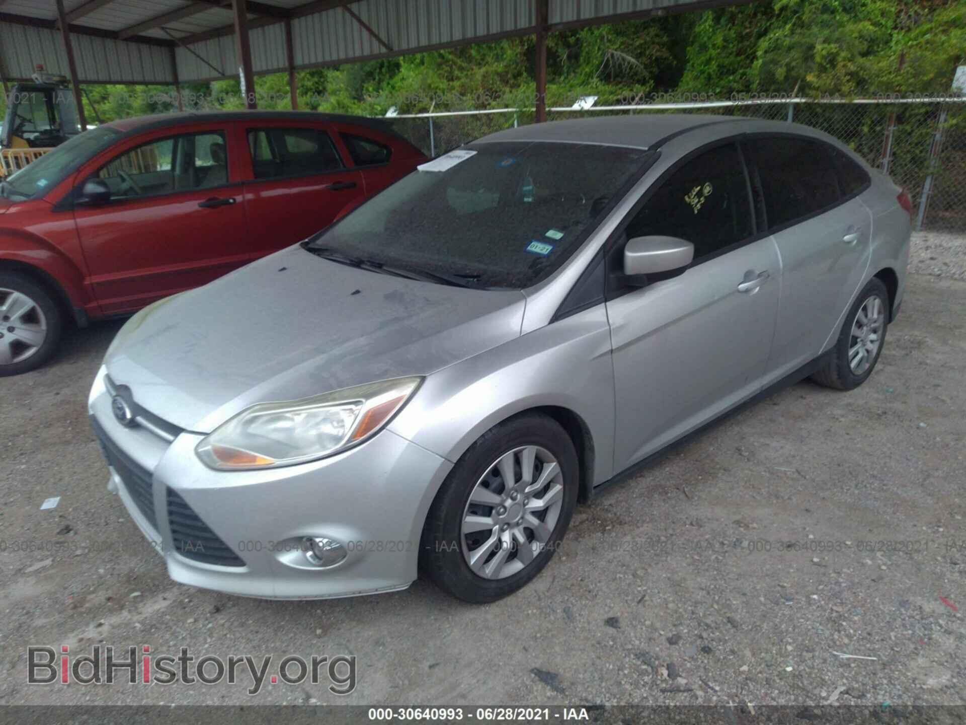 2012 FORD FOCUS - VIN: 1FAHP3F28CL267162 - Photo 2