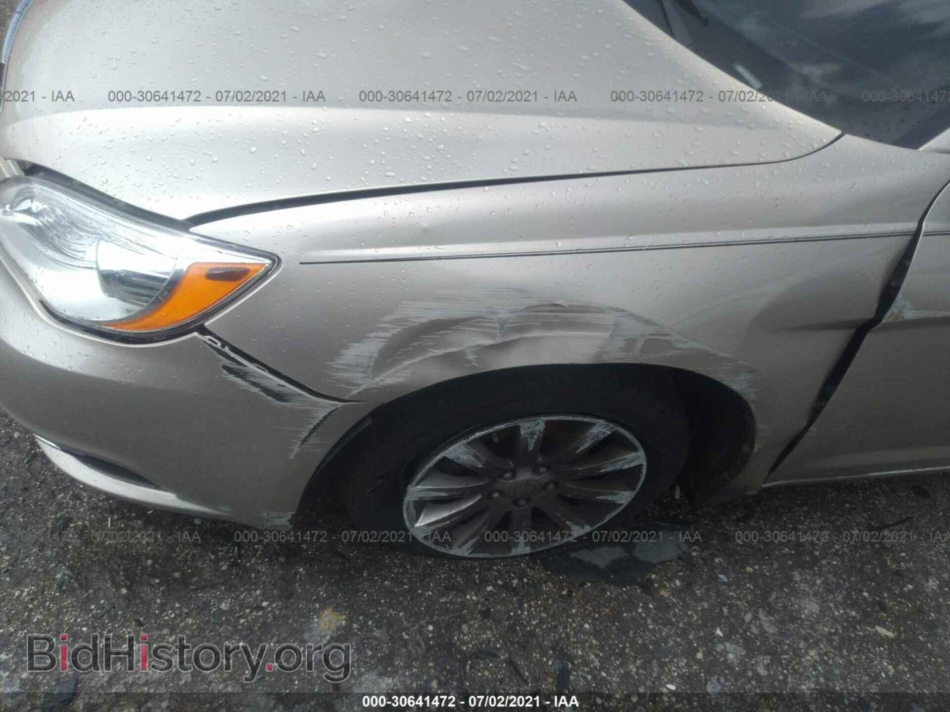 2013 CHRYSLER 200 - VIN: 1C3CCBBB7DN649922 - Photo 6