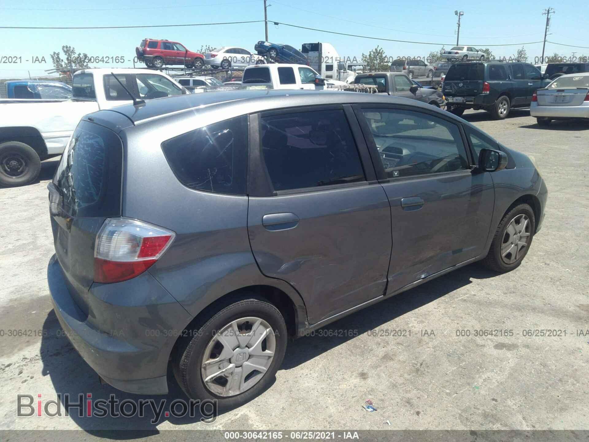 2013 HONDA FIT - VIN: JHMGE8H39DC004015 - Фото 4