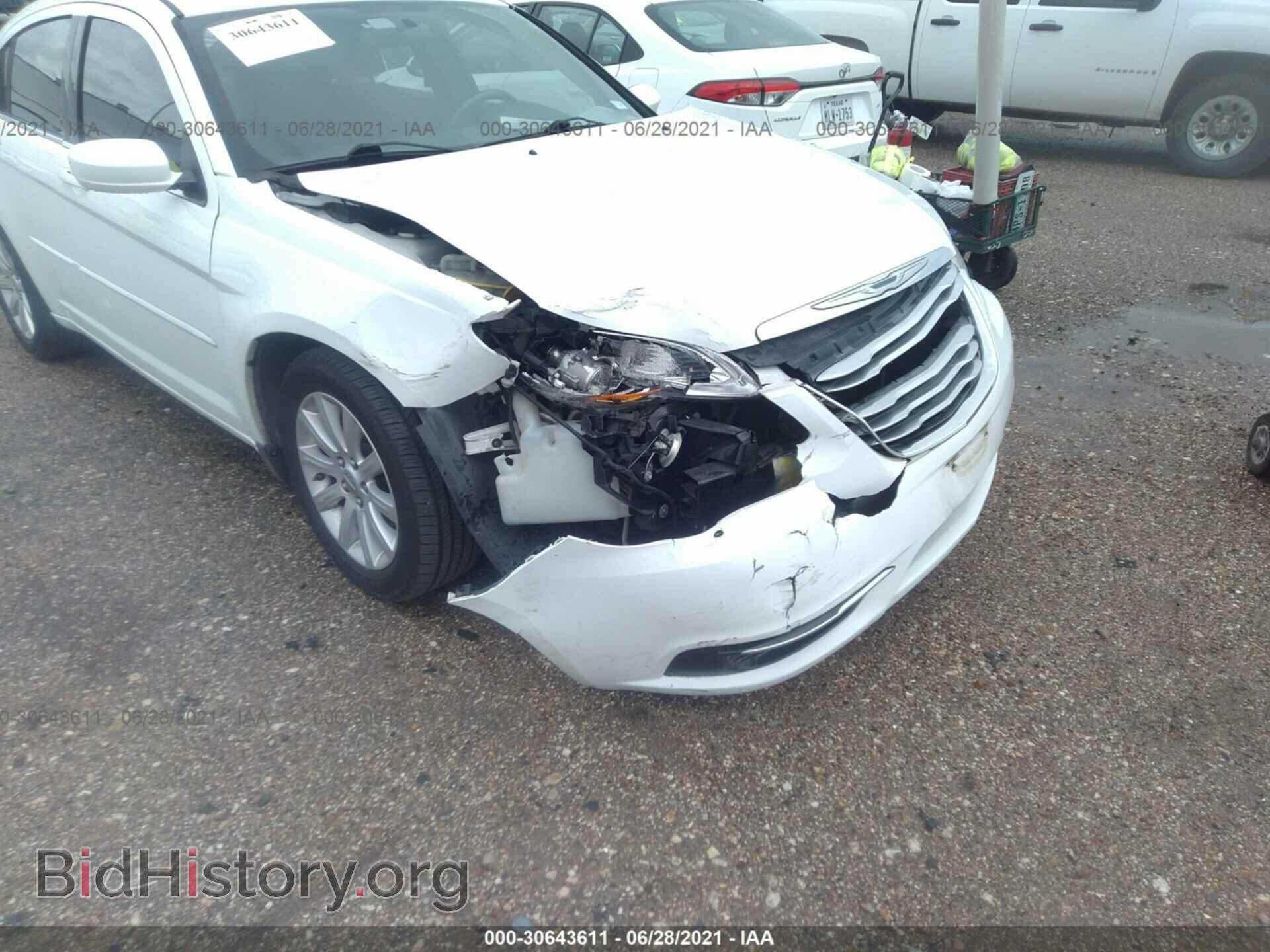 2013 CHRYSLER 200 - VIN: 1C3CCBBB2DN635748 - Photo 6