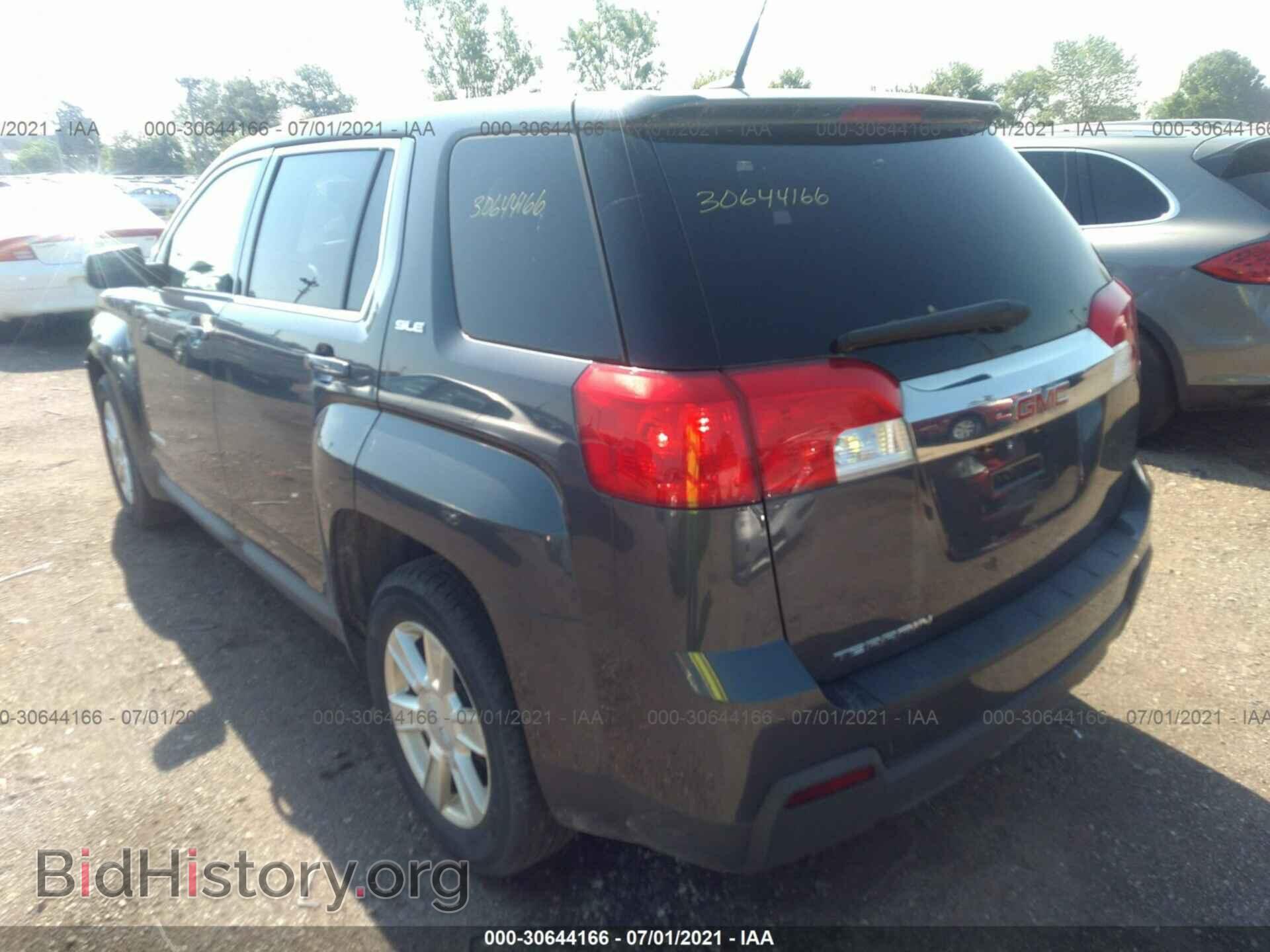 2010 GMC TERRAIN - VIN: 2CTALBEW3A6416416 - Photo 3