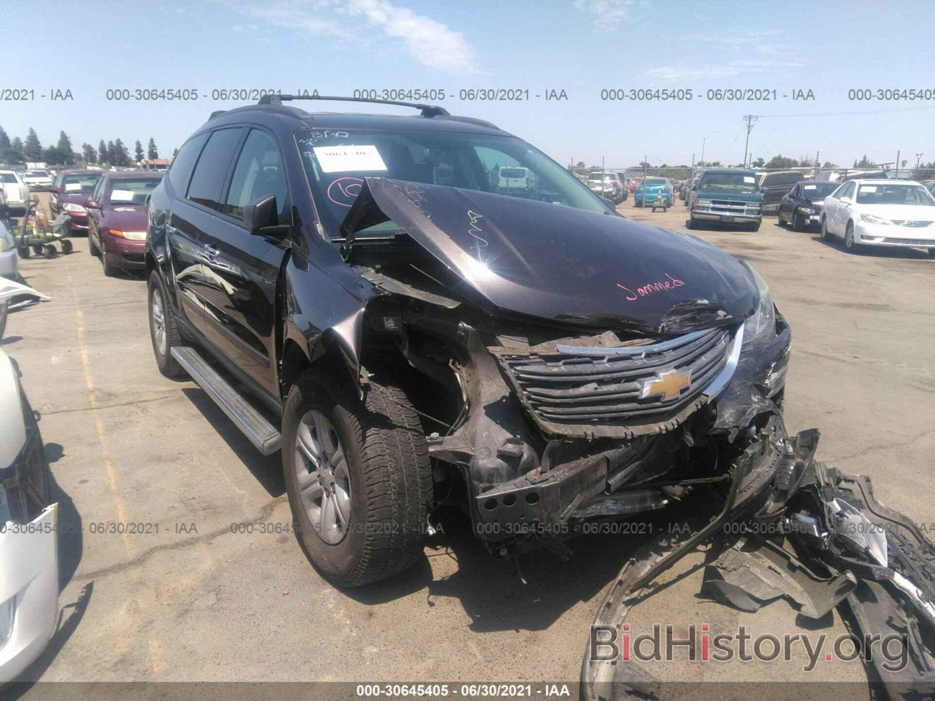 Photo 1GNKRFED9FJ214721 - CHEVROLET TRAVERSE 2015