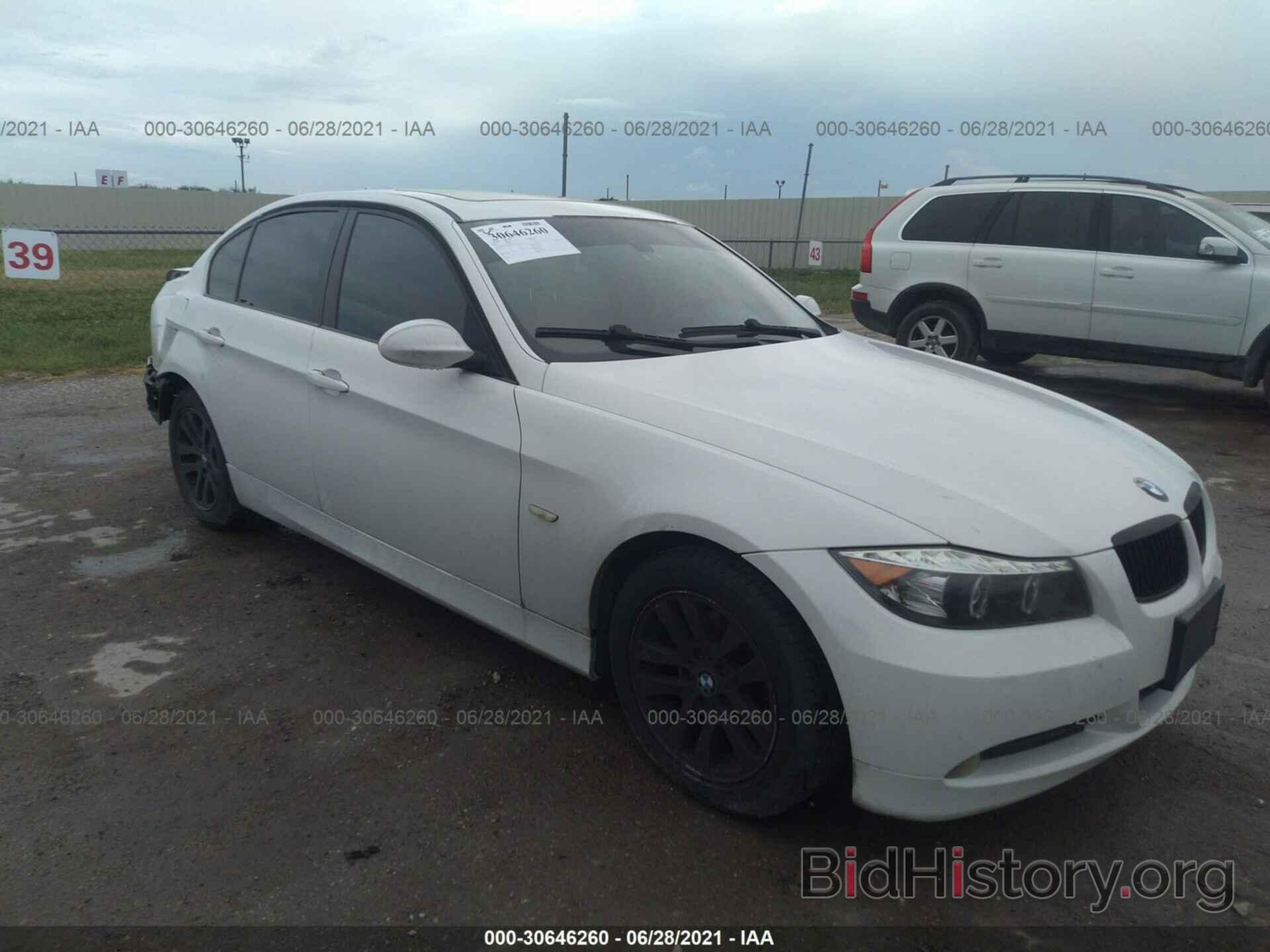 Photo WBAVA37507NL16045 - BMW 3 SERIES 2007